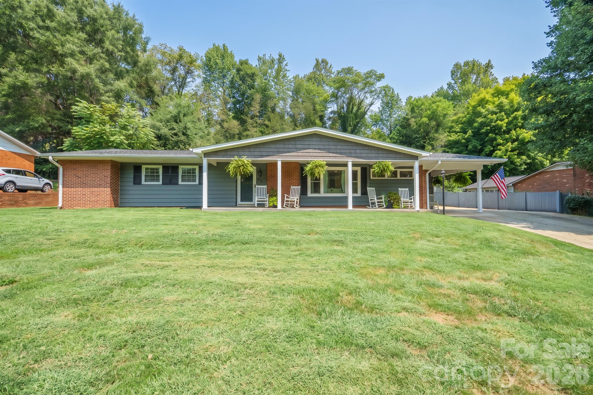 115 Eastwood Park Drive Property Photo 1