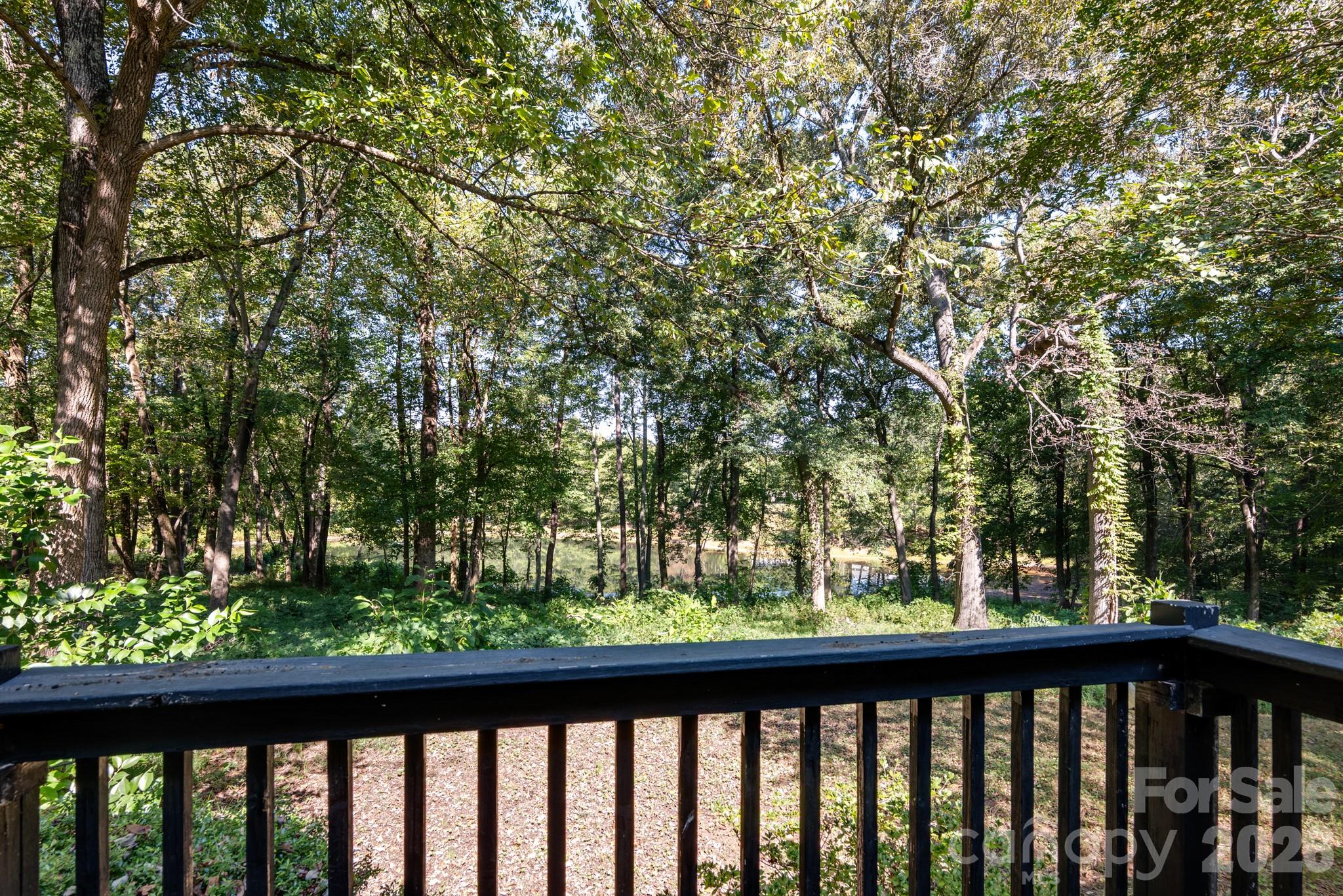 1291 Hines Road Property Photo 4