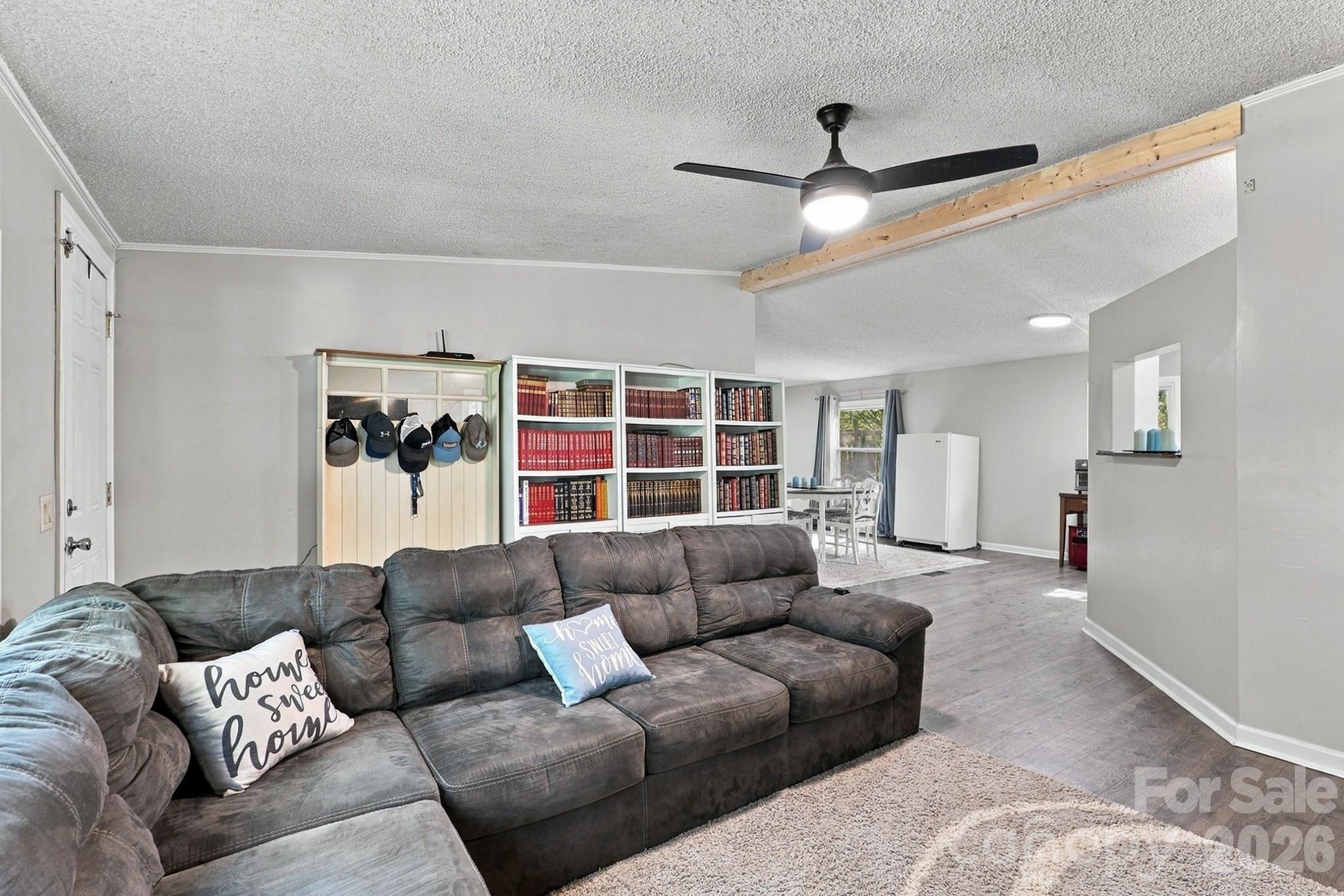 1291 Hines Road Property Photo 10