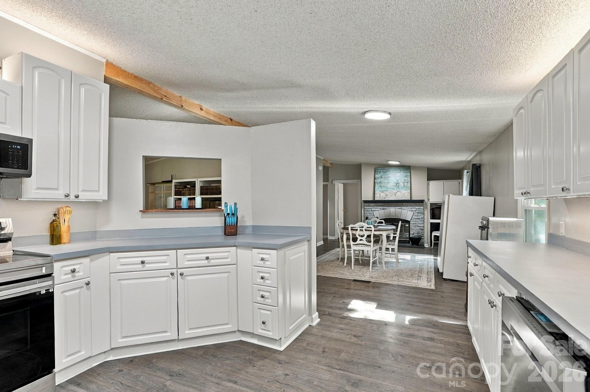 1291 Hines Road Property Photo 15