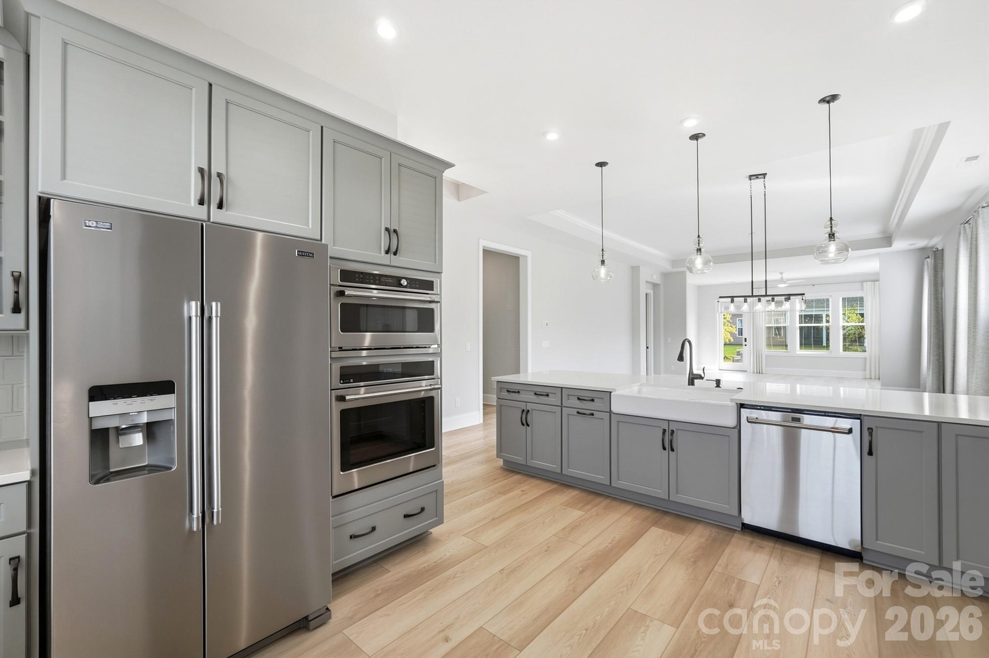 6079 Waldorf Avenue Property Photo 10