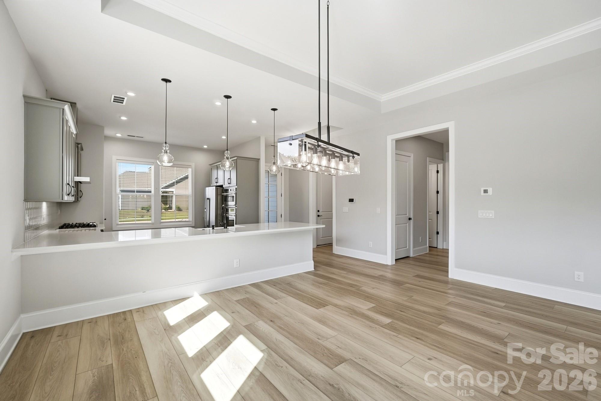6079 Waldorf Avenue Property Photo 14