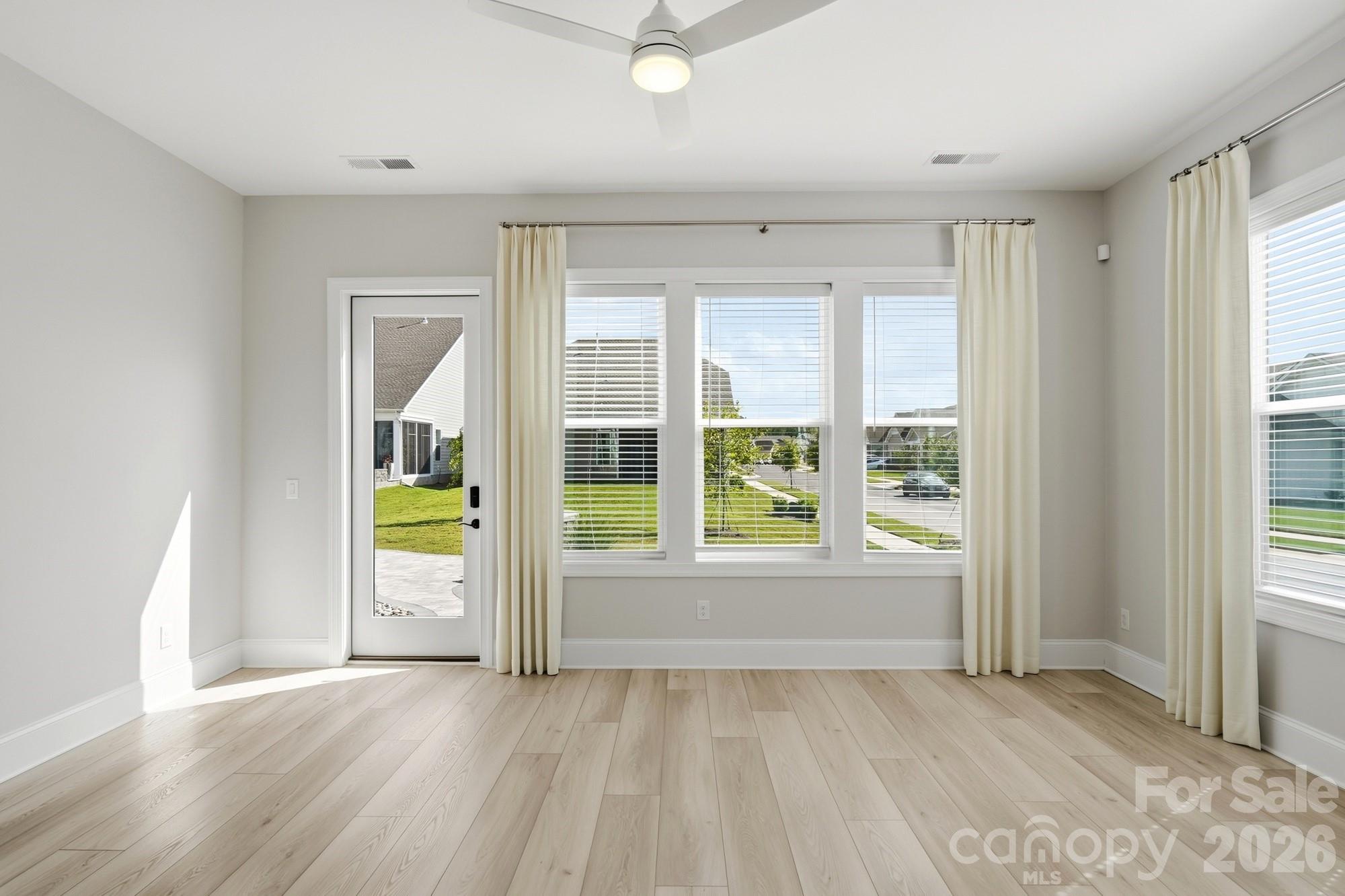 6079 Waldorf Avenue Property Photo 16