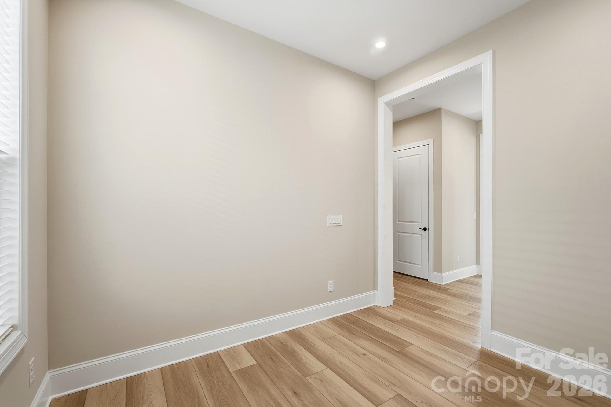 6079 Waldorf Avenue Property Photo 25