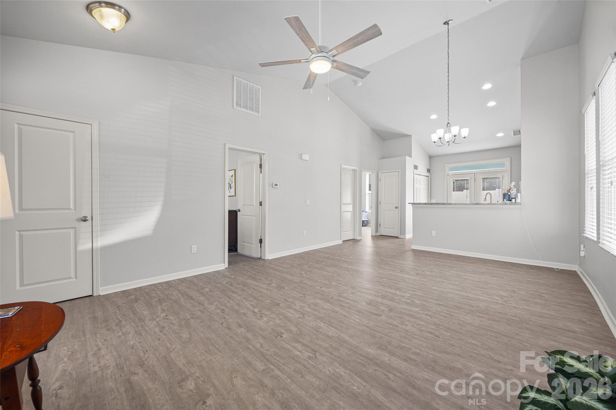 100 N Canyon Ridge Drive Property Photo 16