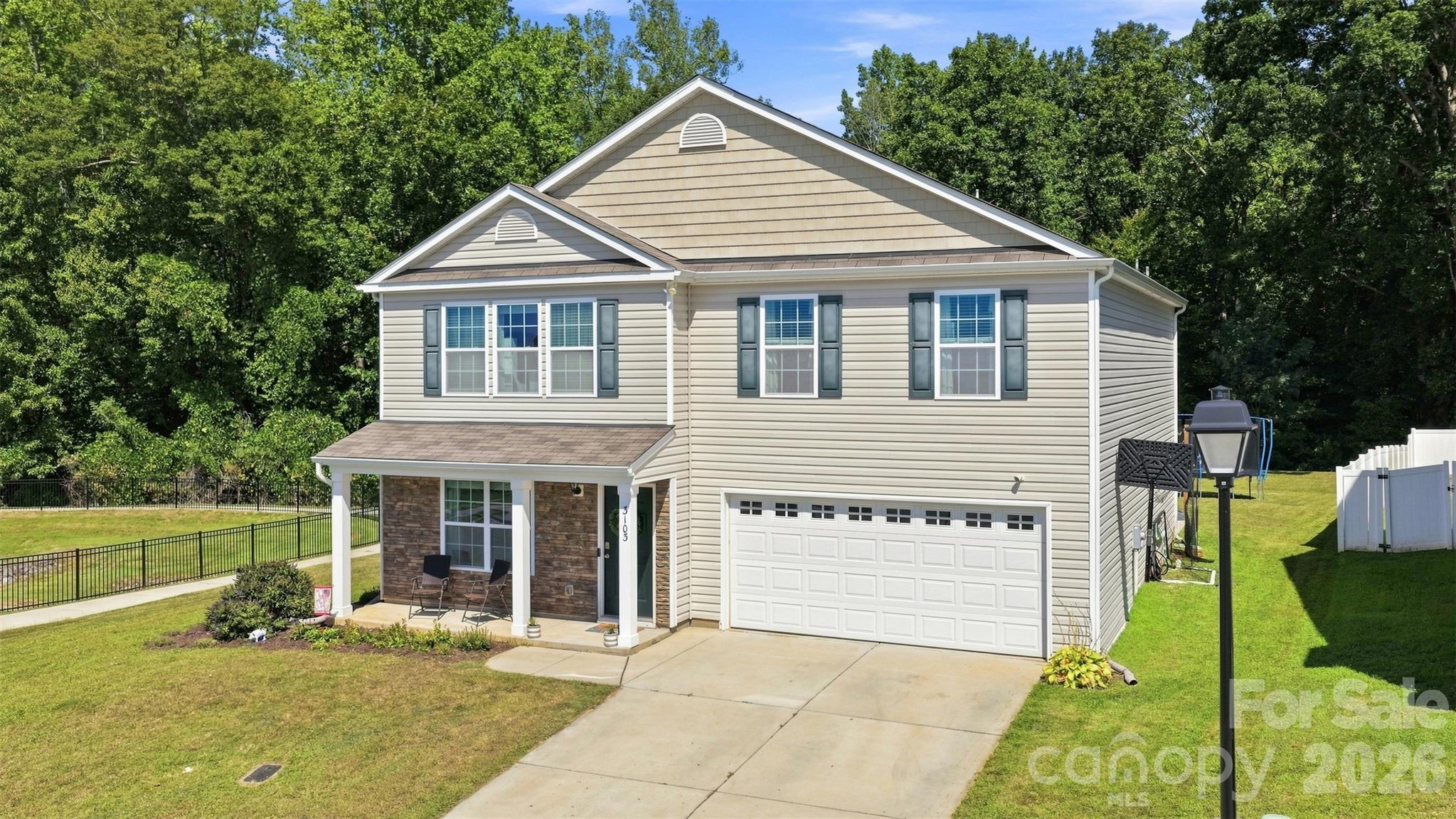 3103 Winesap Drive Property Photo 1