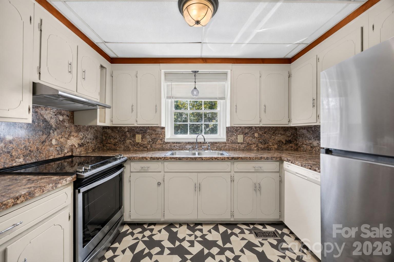 127 Kamala Road Property Photo 5