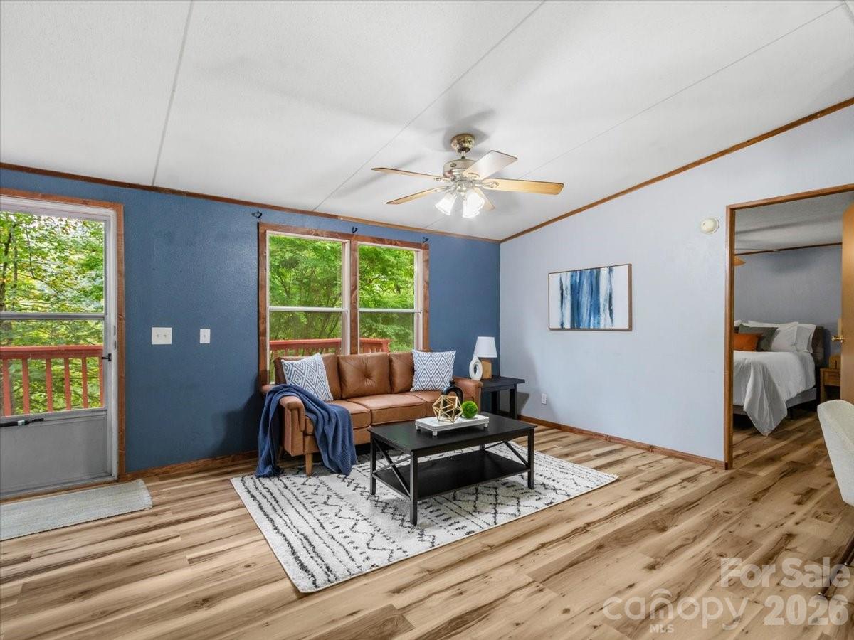2271 Gouges Creek Road Property Photo 3