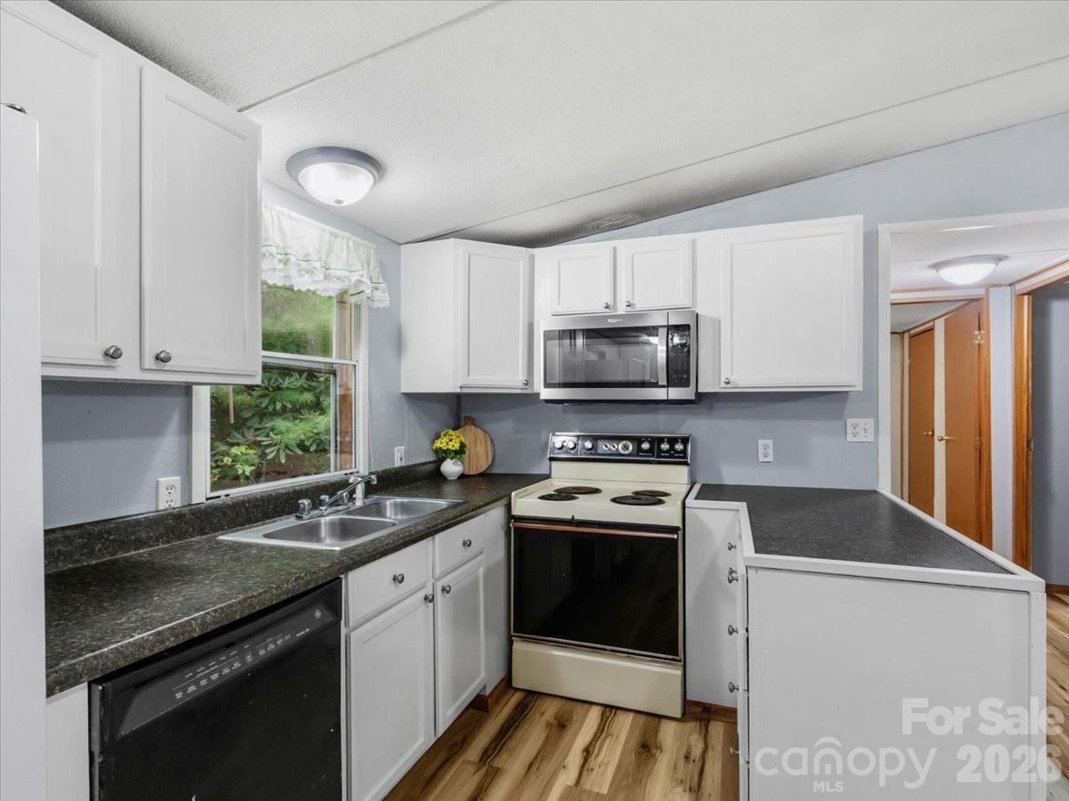 2271 Gouges Creek Road Property Photo 8