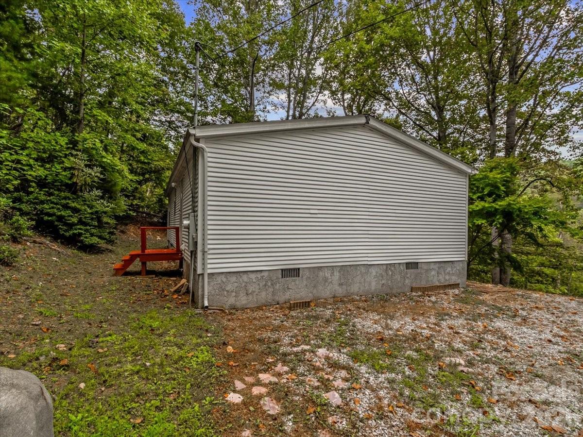 2271 Gouges Creek Road Property Photo 24