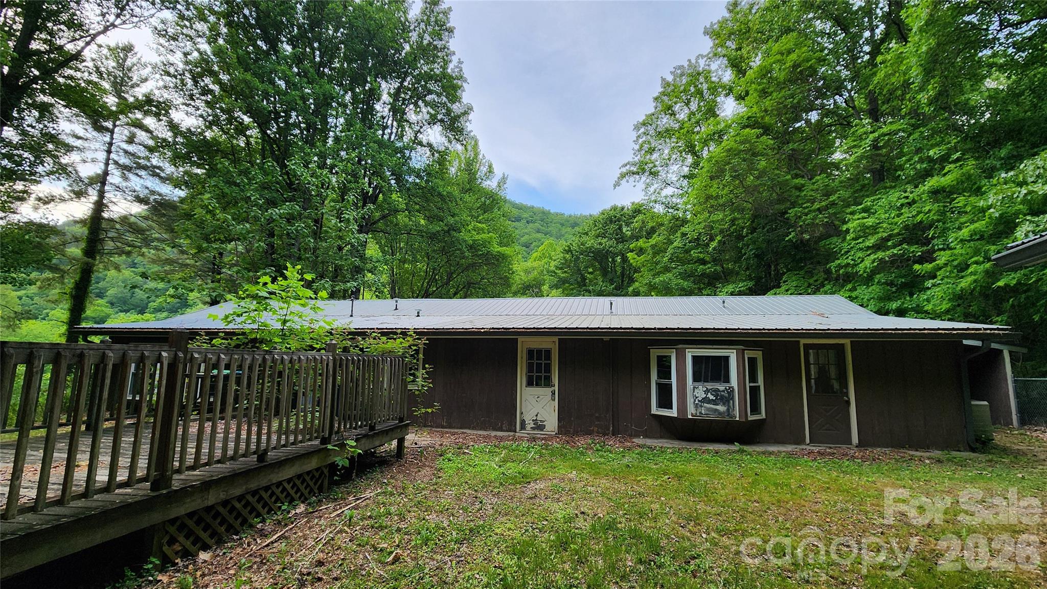 80 Shiloh Place Property Photo 3