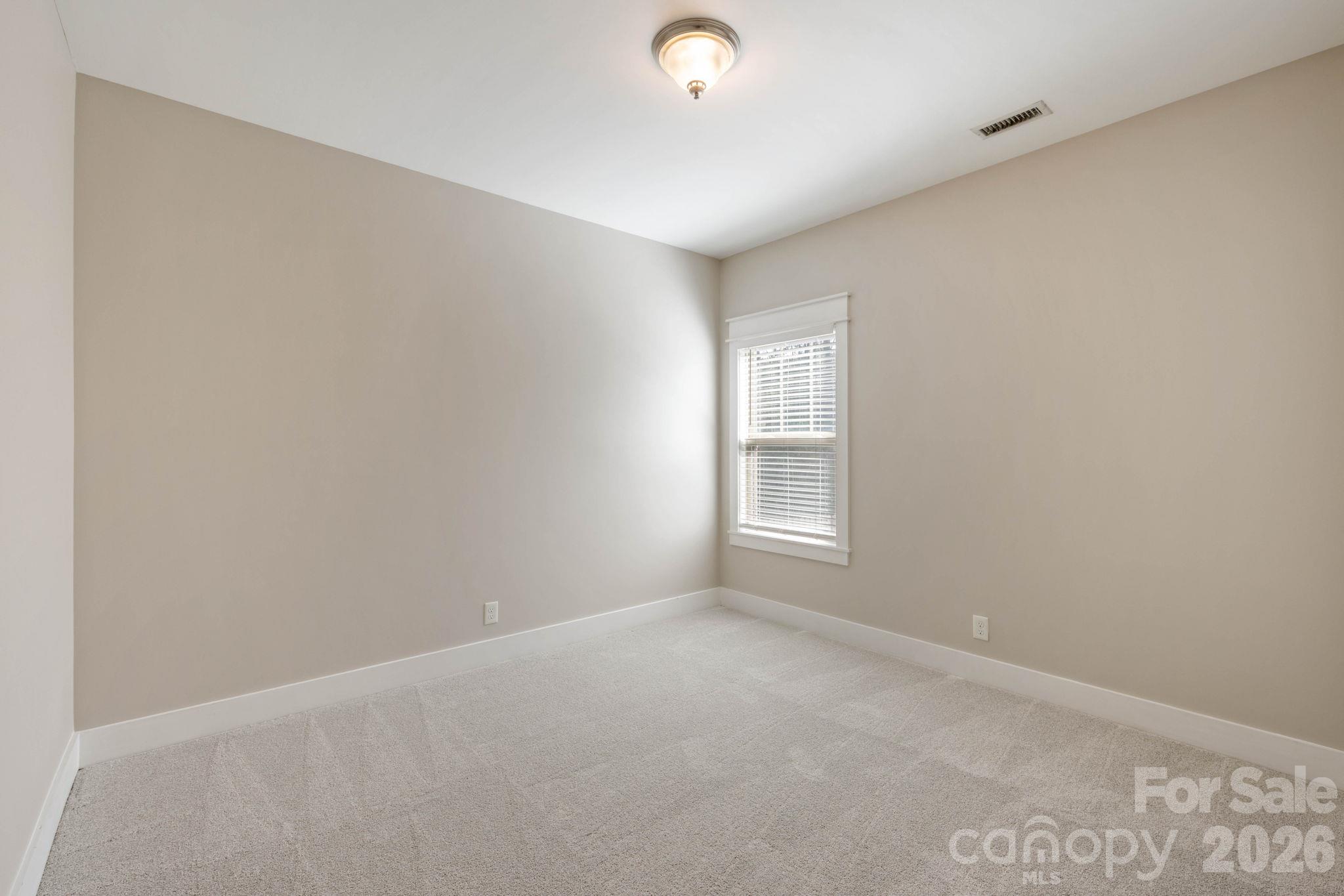 607 Zelkova Street Property Photo 24