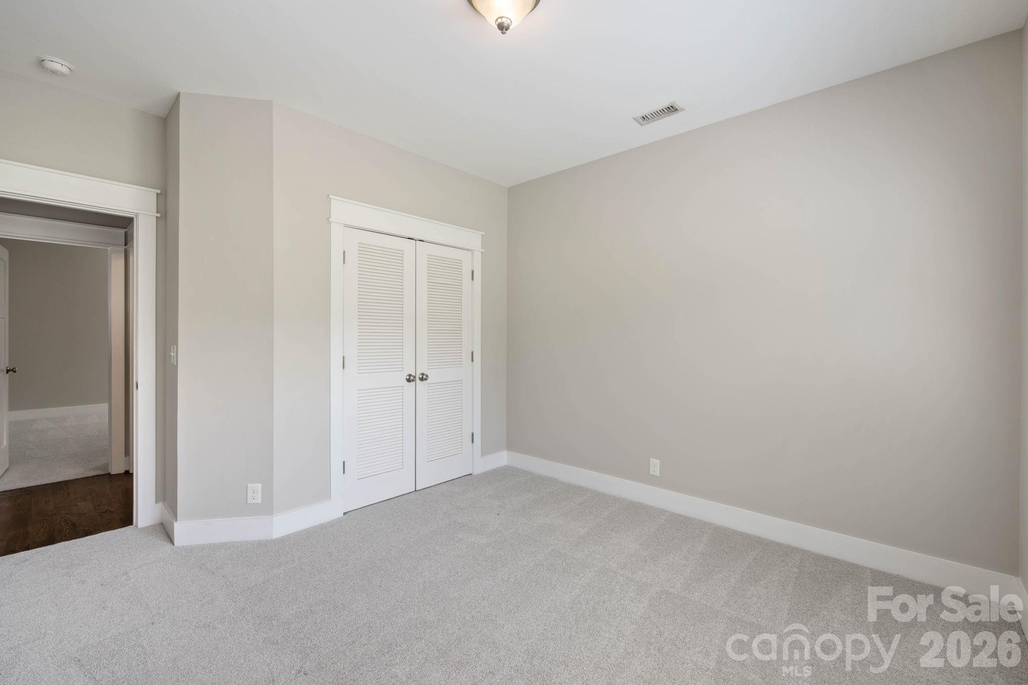 607 Zelkova Street Property Photo 28