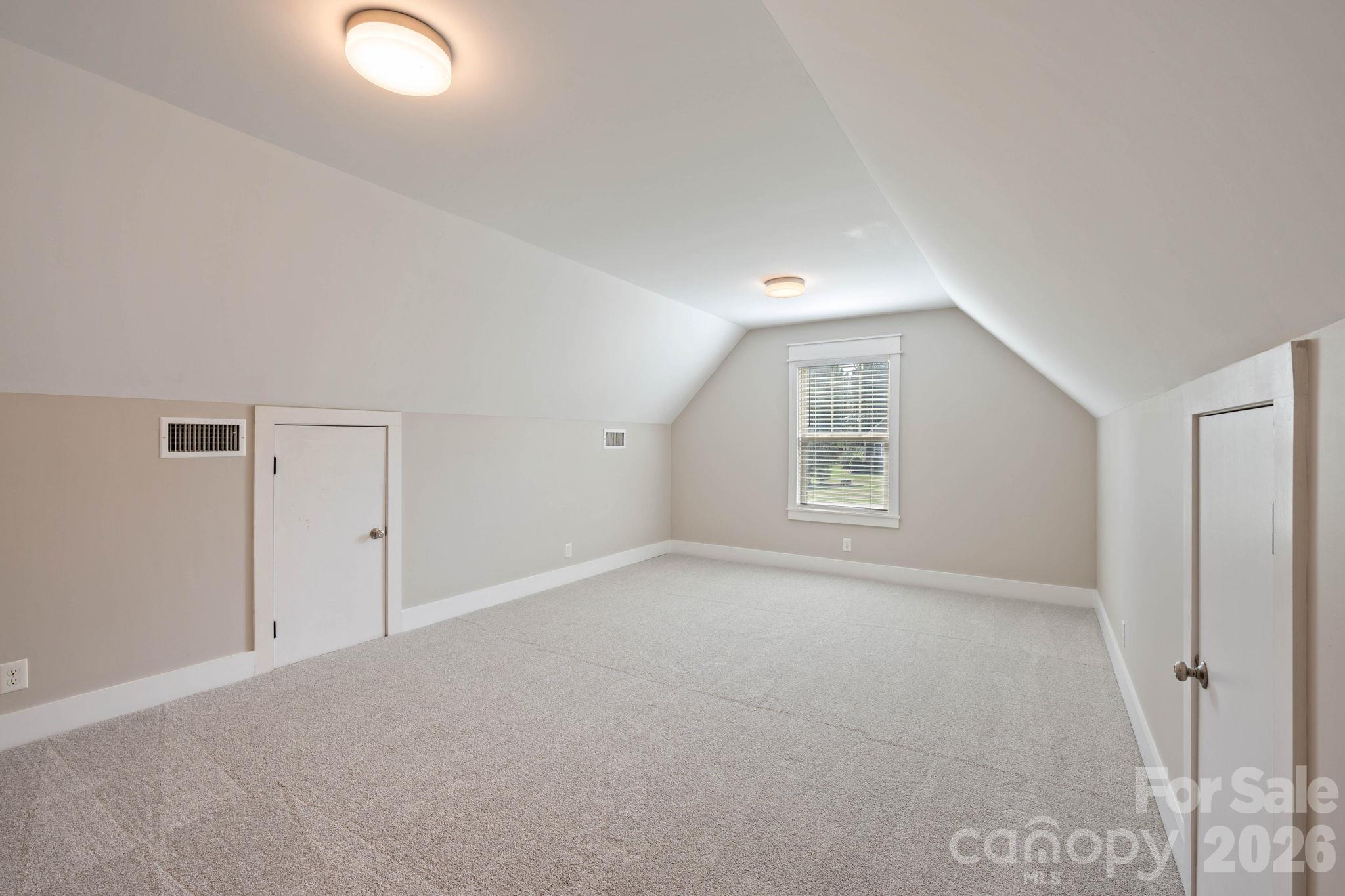 607 Zelkova Street Property Photo 31
