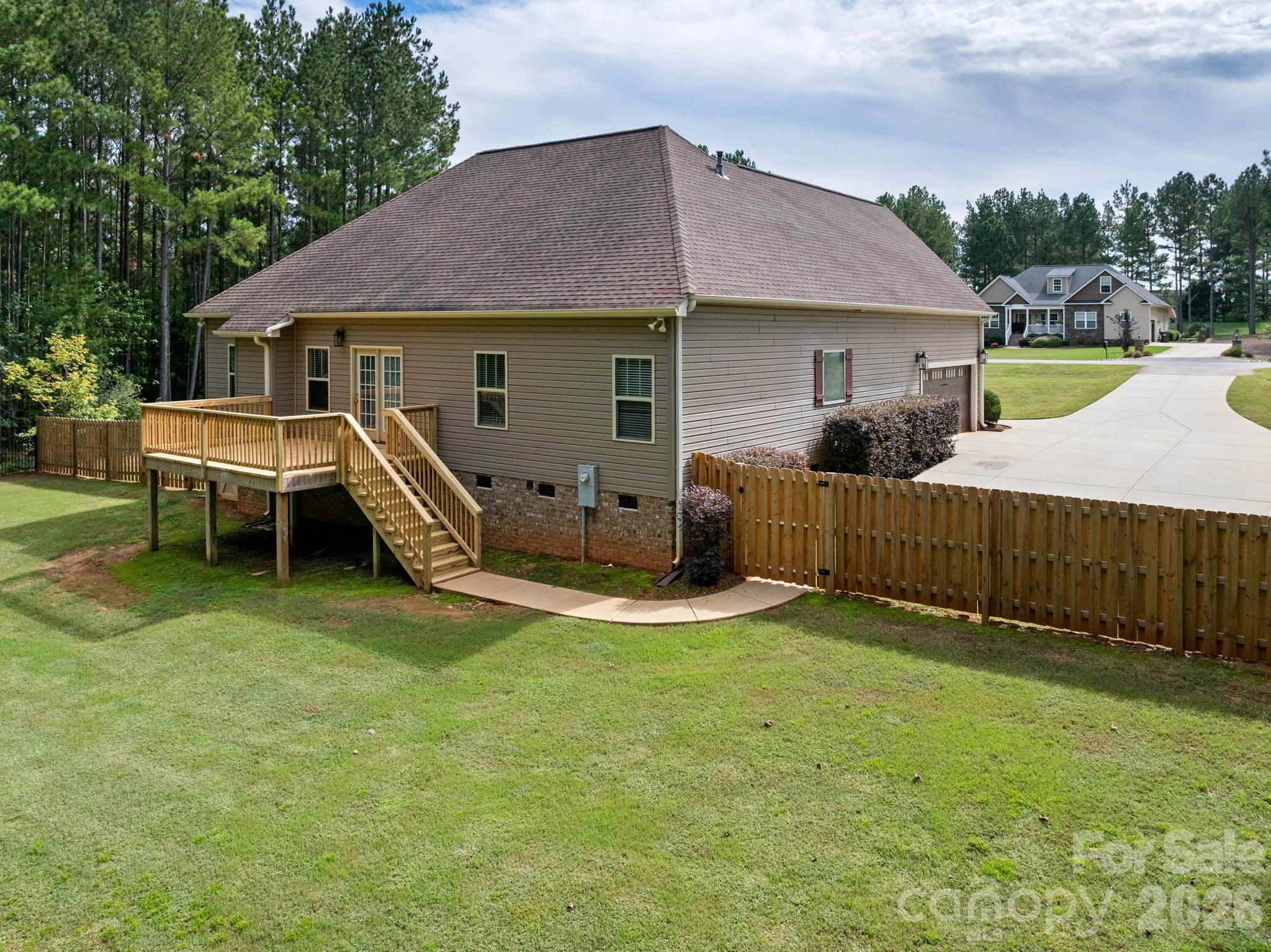 607 Zelkova Street Property Photo 38