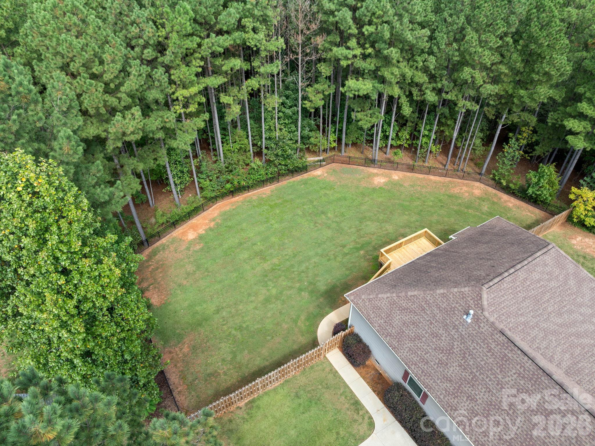 607 Zelkova Street Property Photo 40