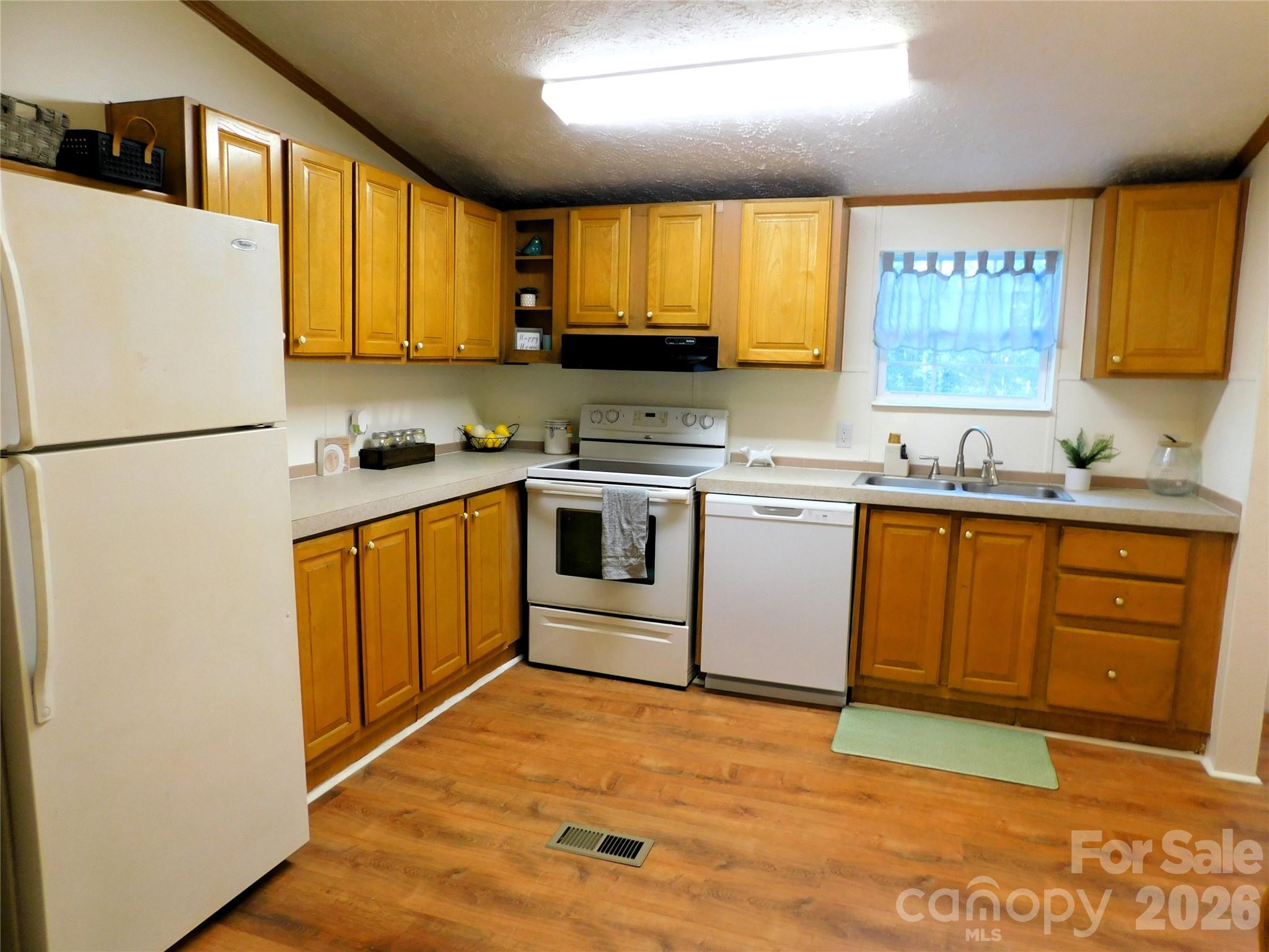 2503 Messer Street Property Photo 4