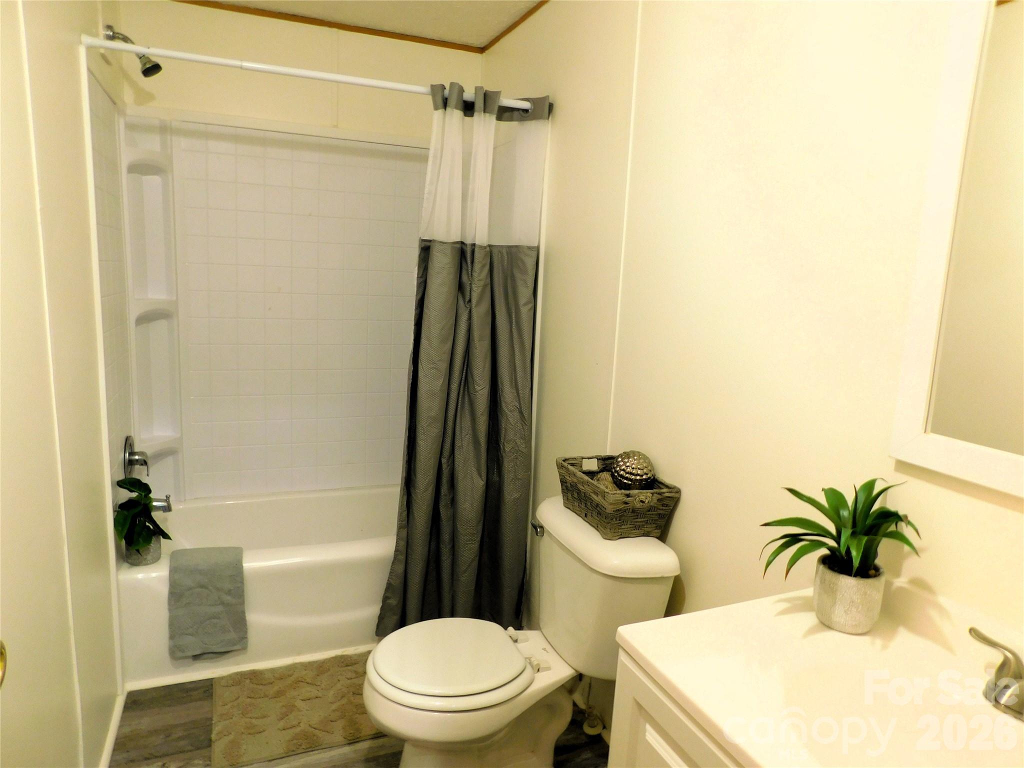 2503 Messer Street Property Photo 6