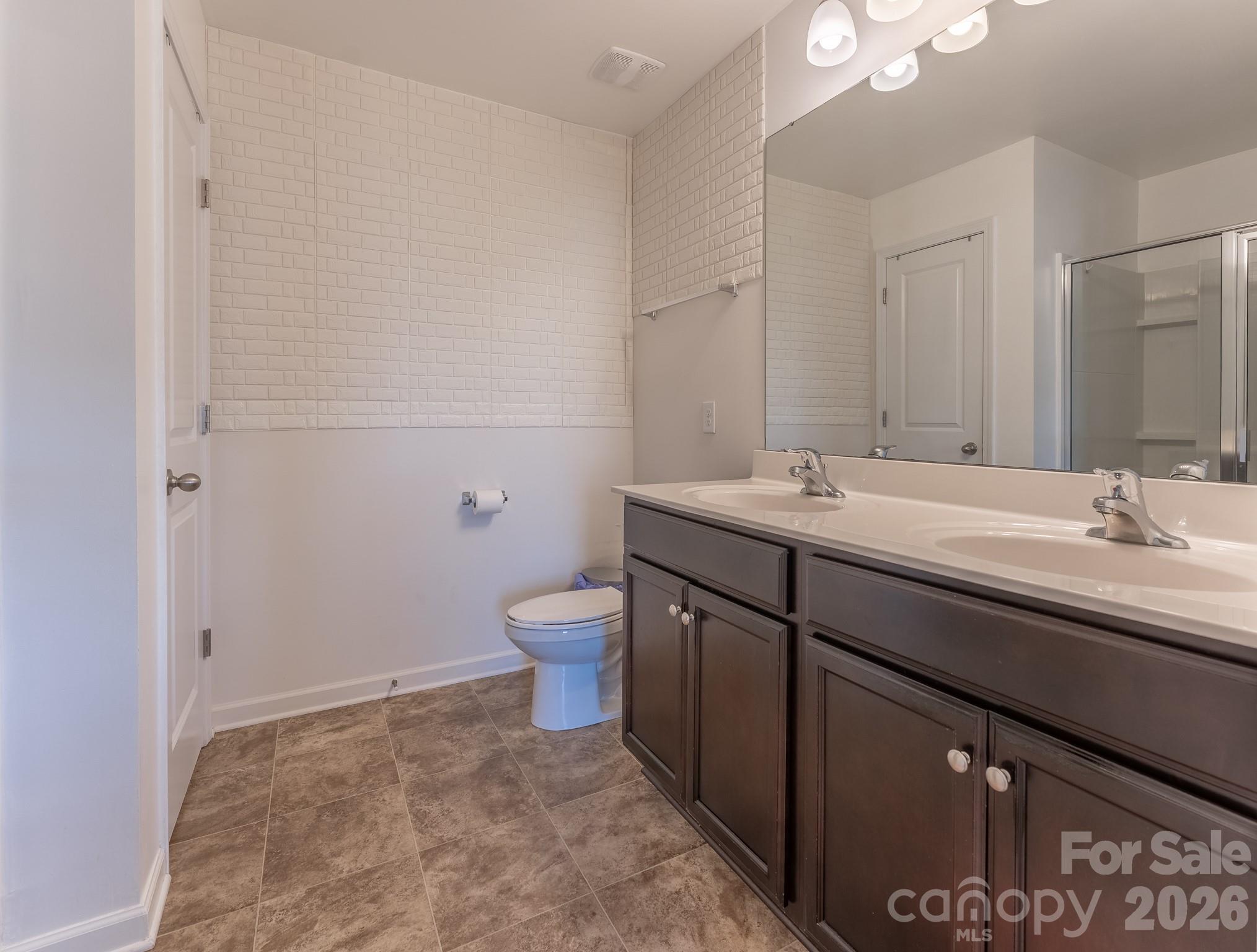 1239 Kent Downs Avenue Property Photo 15