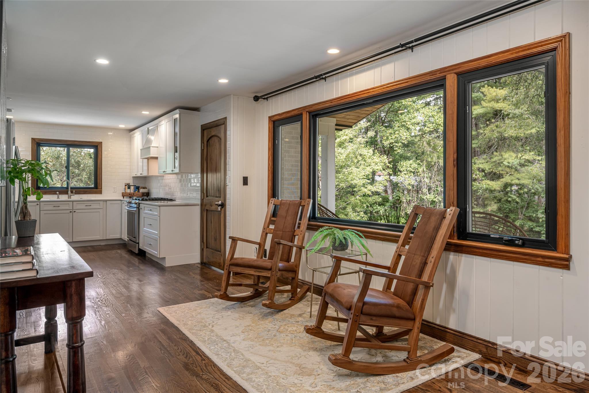 3 Maplewood Parkway Property Photo 5