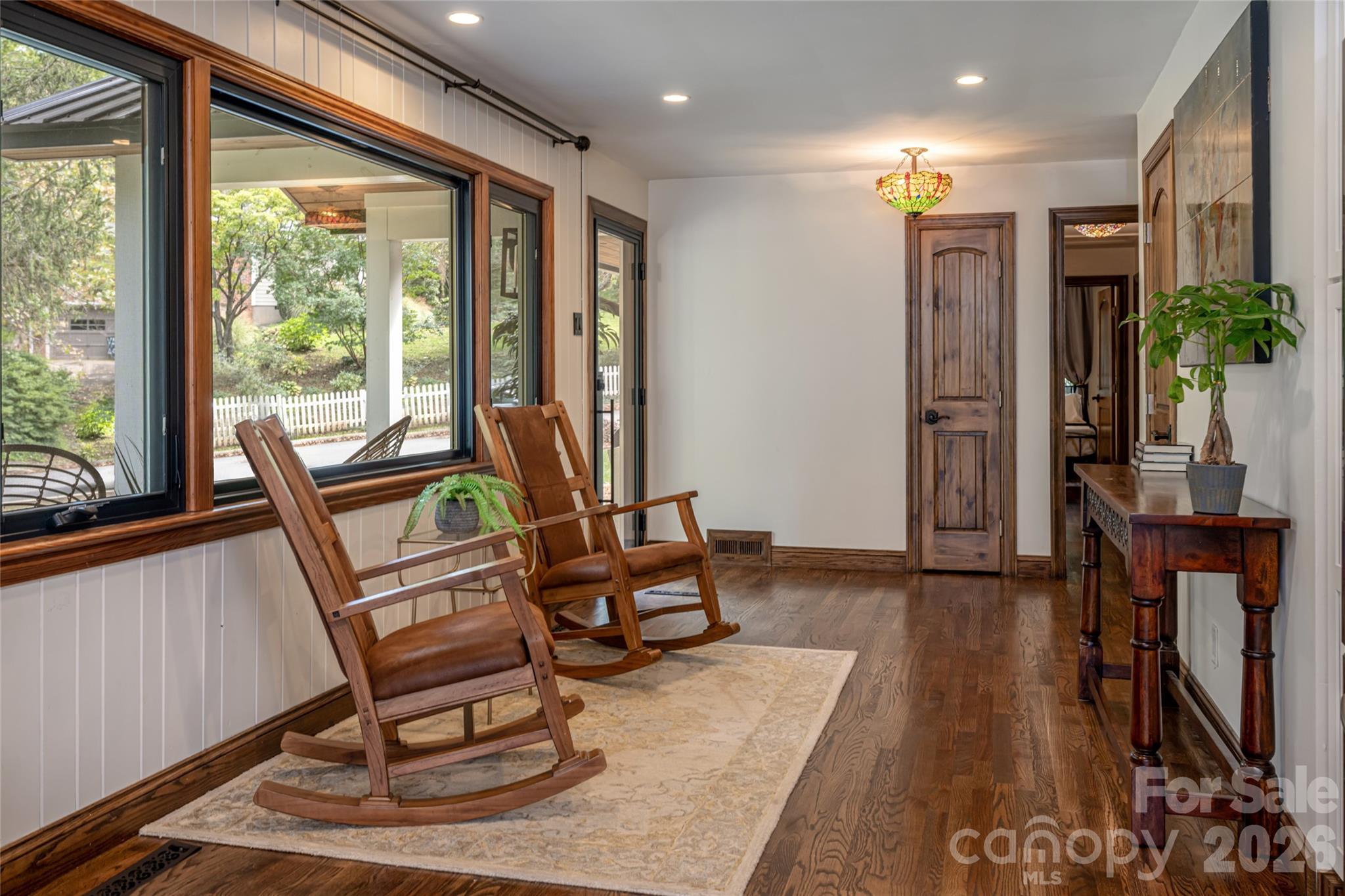 3 Maplewood Parkway Property Photo 6