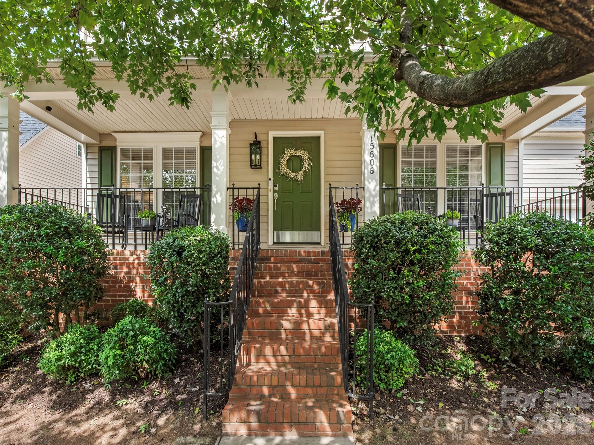 15606 Troubadour Lane Property Photo 1
