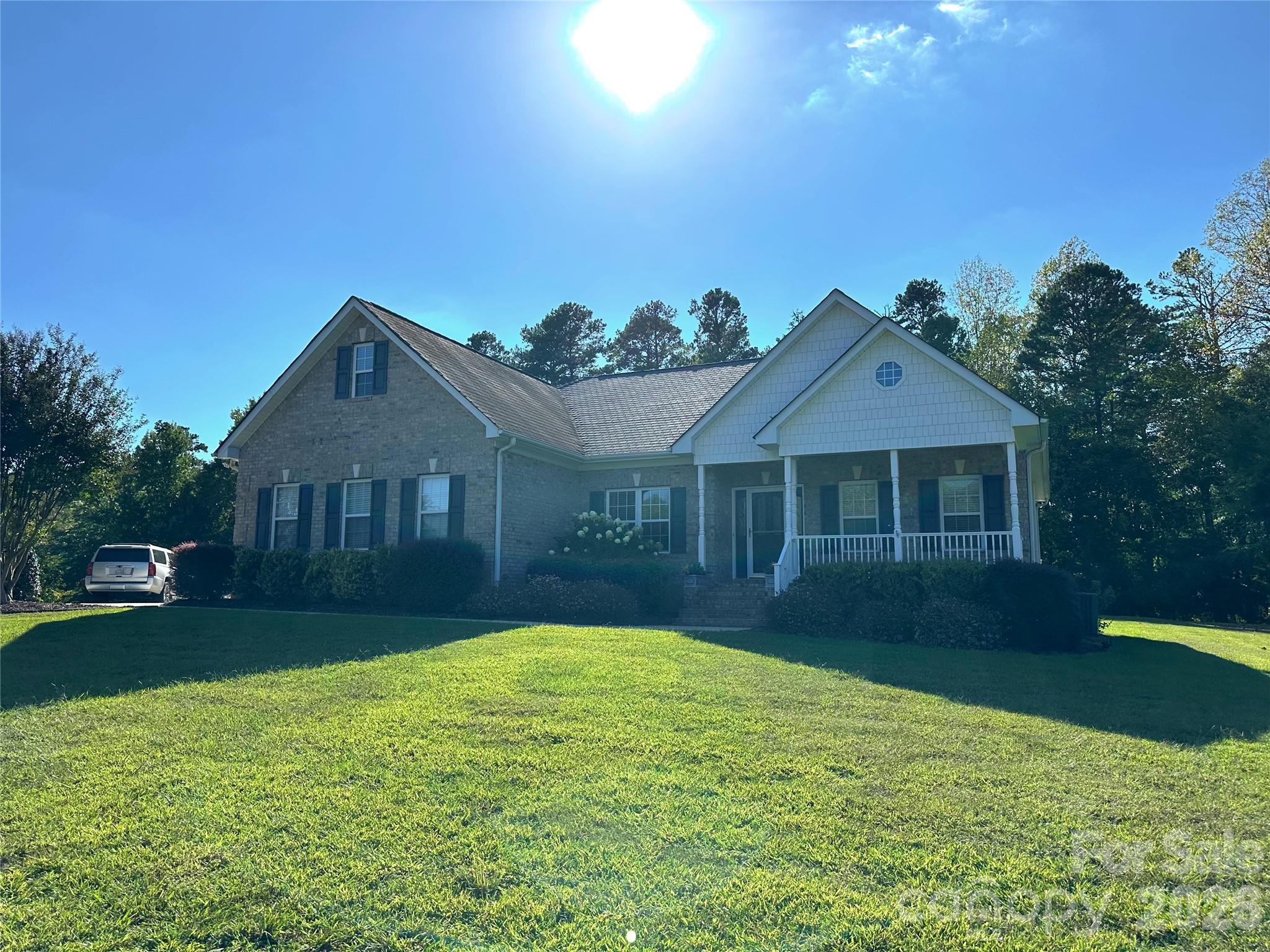 7672 Maple Bluff Lane Property Photo 1