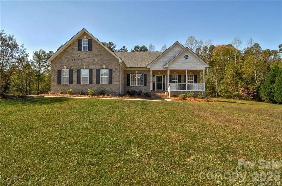 7672 Maple Bluff Lane Property Photo 1