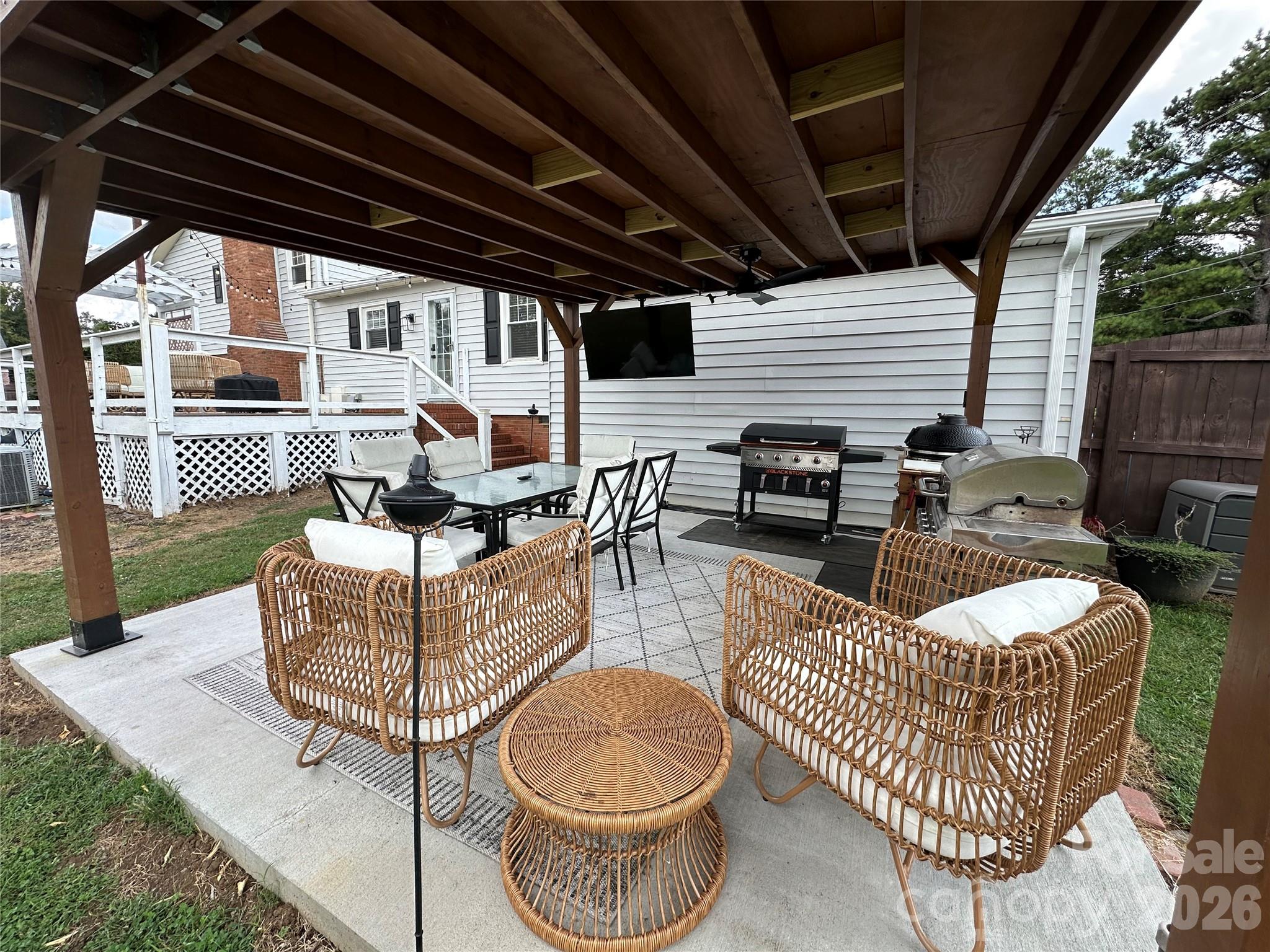 8224 Craighead Road Property Photo 1