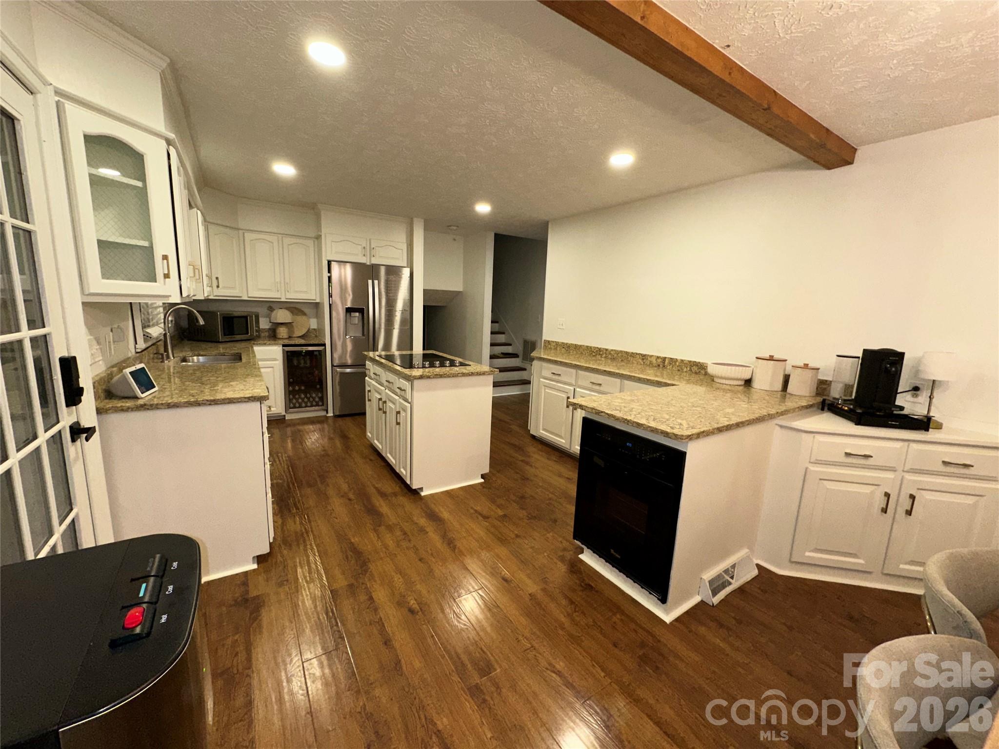 8224 Craighead Road Property Photo 6