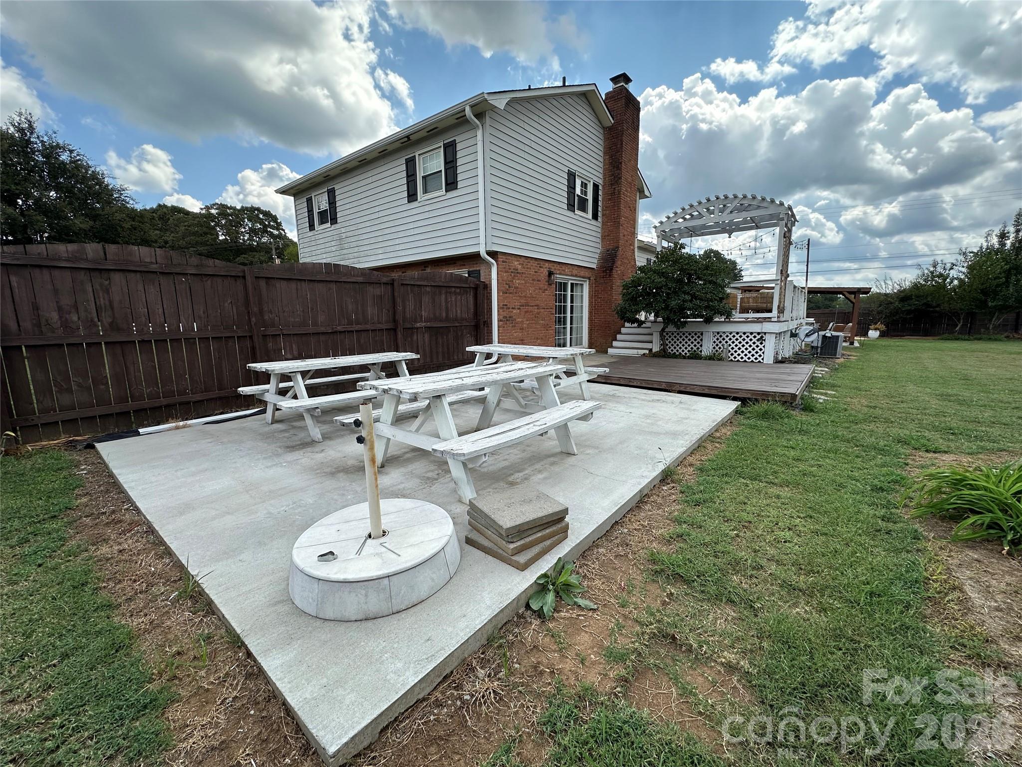 8224 Craighead Road Property Photo 24