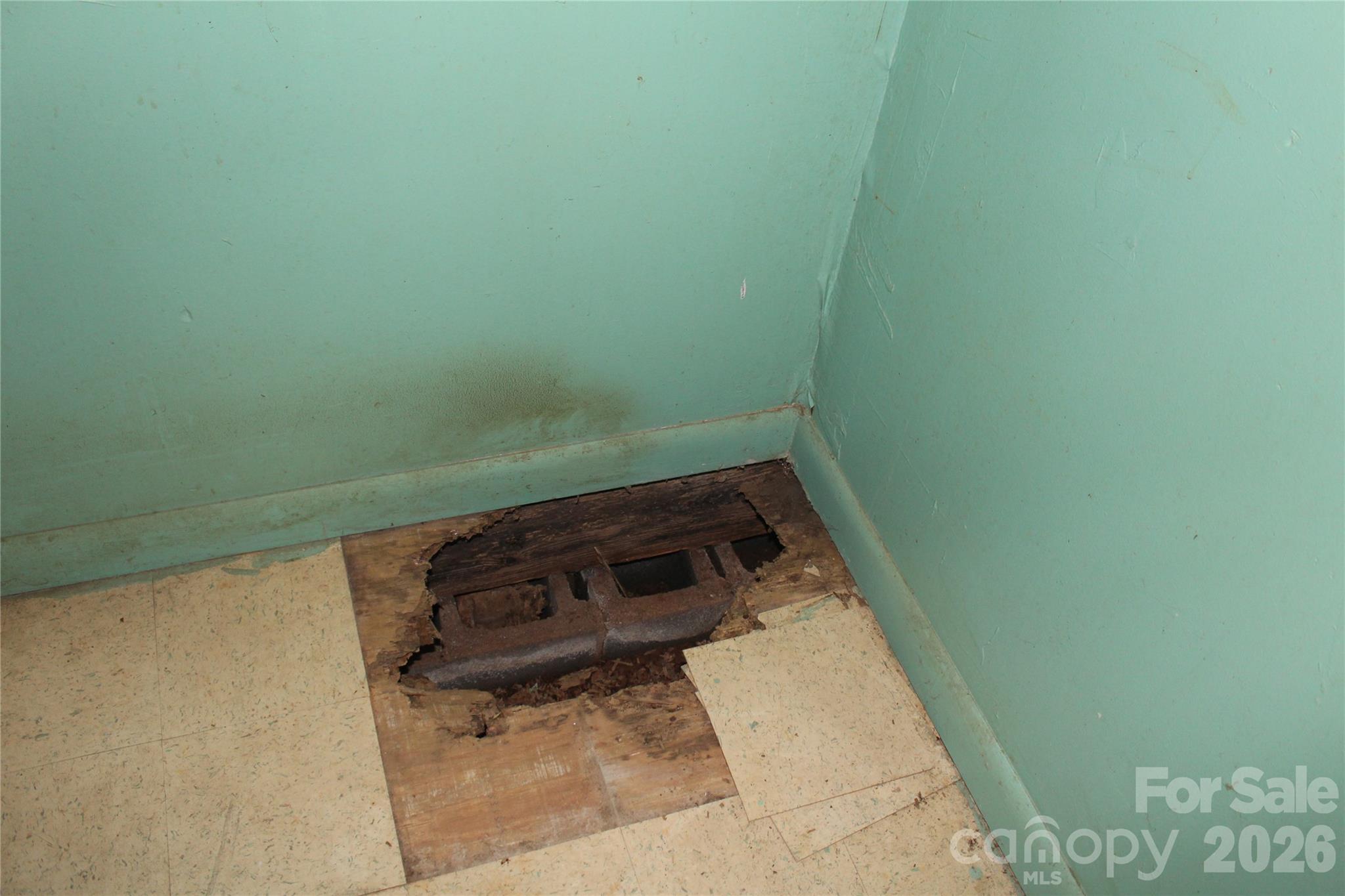 2309 Rainbow Heights Circle Property Photo 25