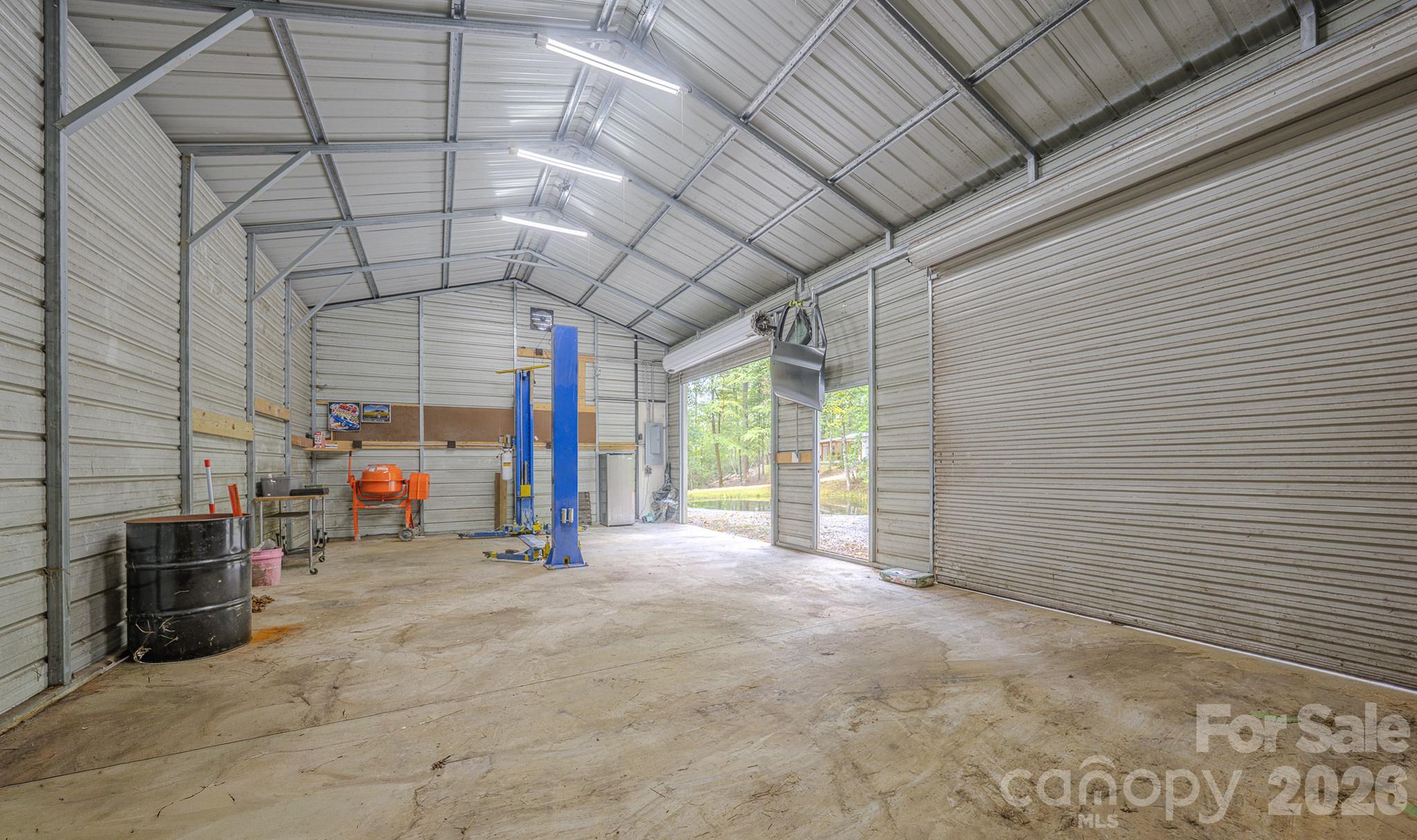 633 Kingdom Place Property Photo 32