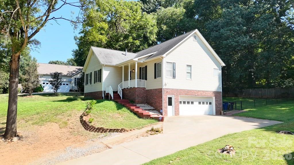 203 Springfield Road Property Photo 3