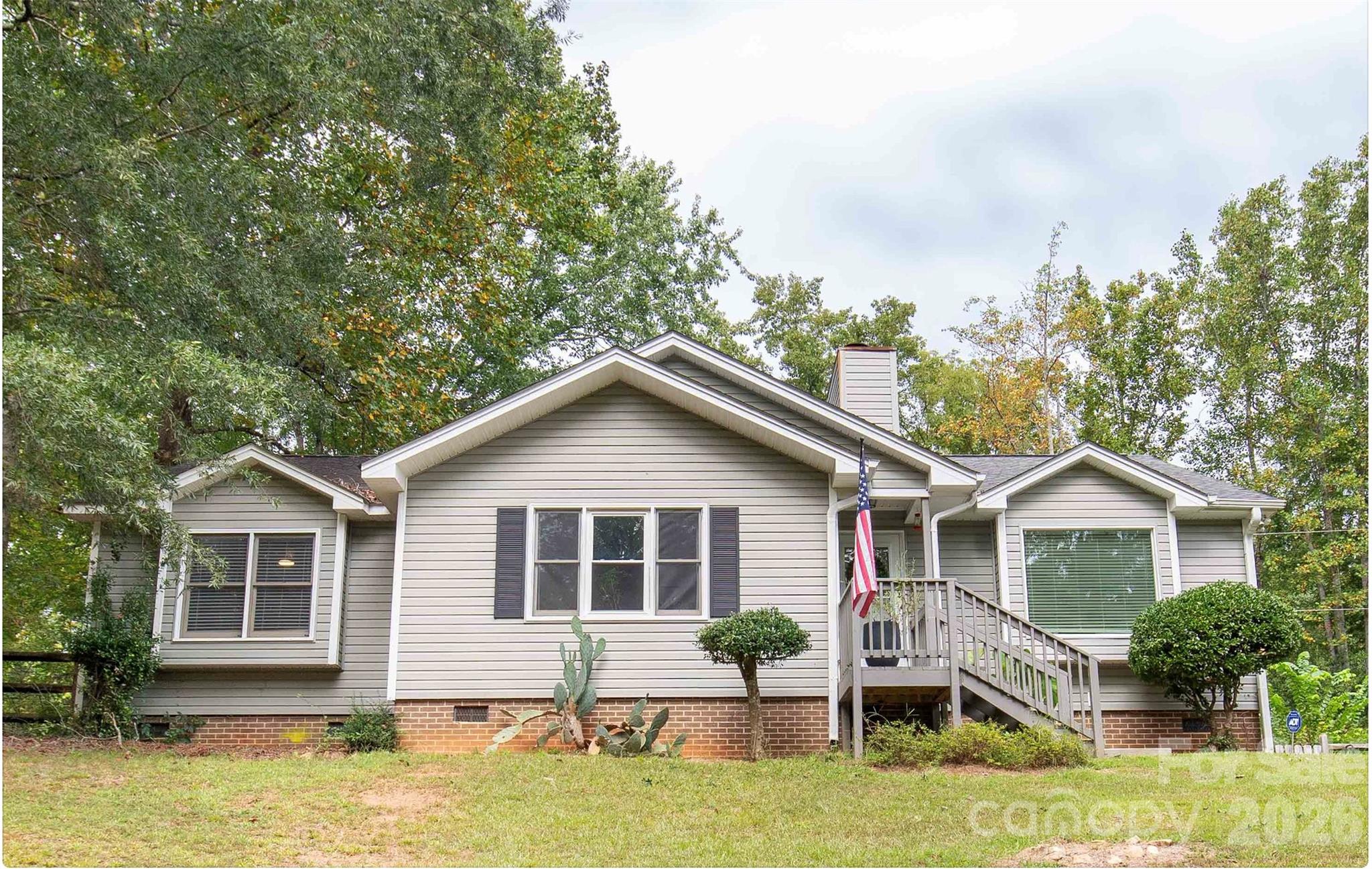 1154 Birchwood Drive Property Photo 1