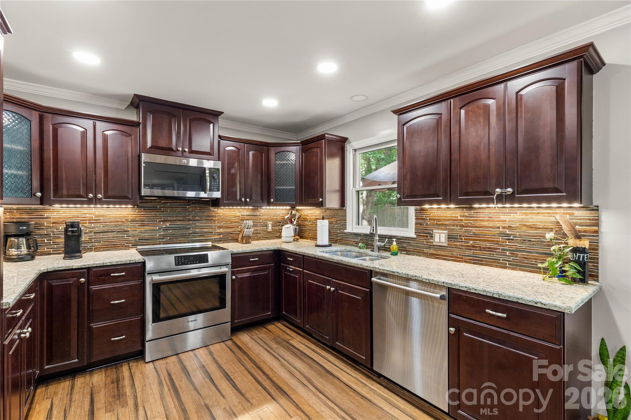 1154 Birchwood Drive Property Photo 17