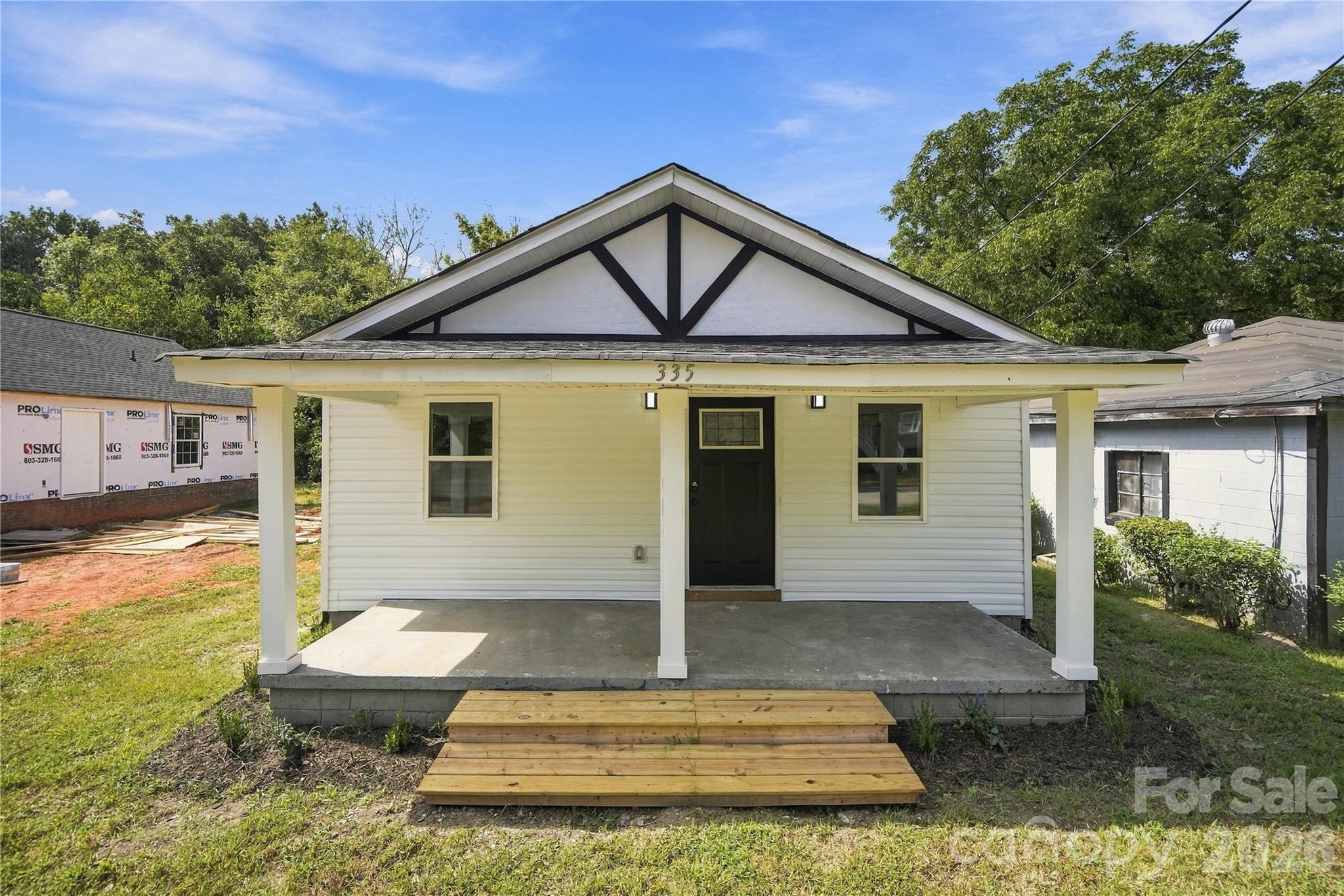 335 Baker Street Property Photo 1