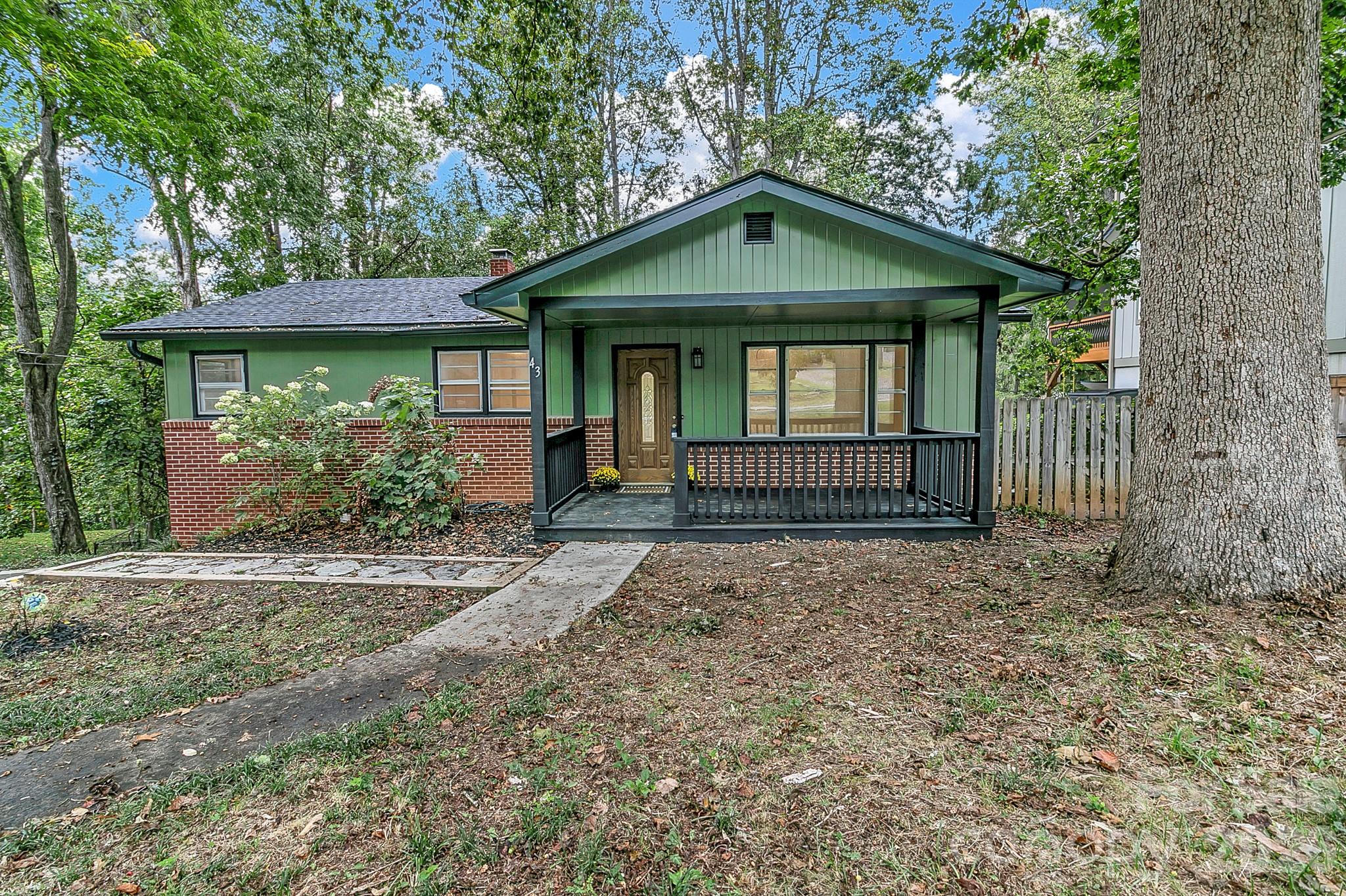 43 Rex Drive Property Photo 1