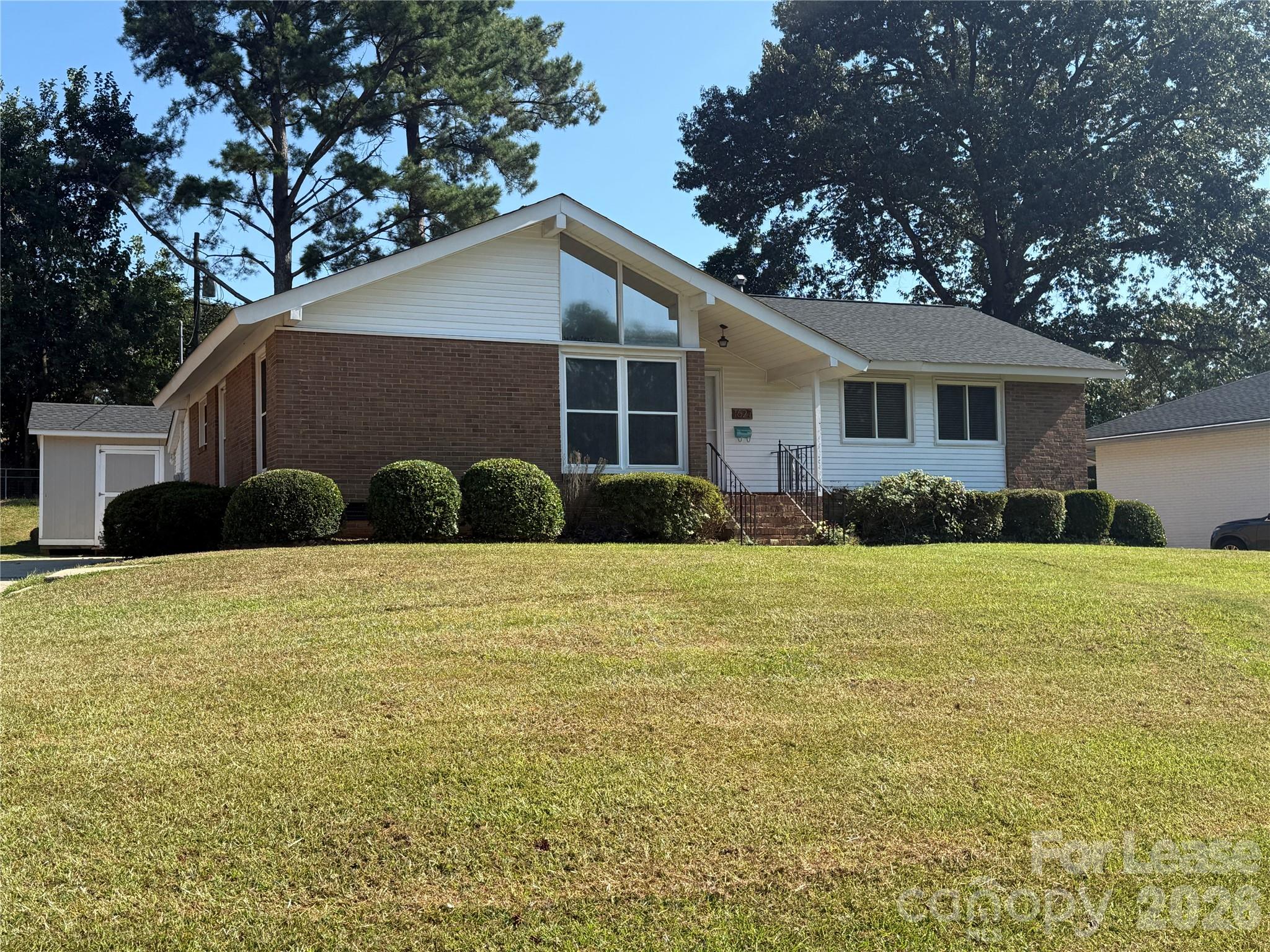 1627 Paddock Circle Property Photo 1