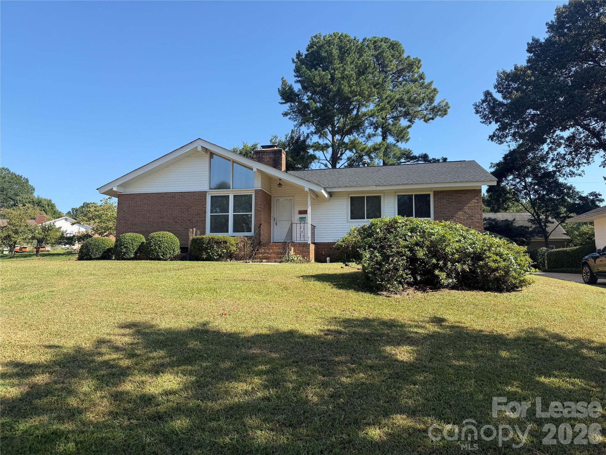 1627 Paddock Circle Property Photo 2