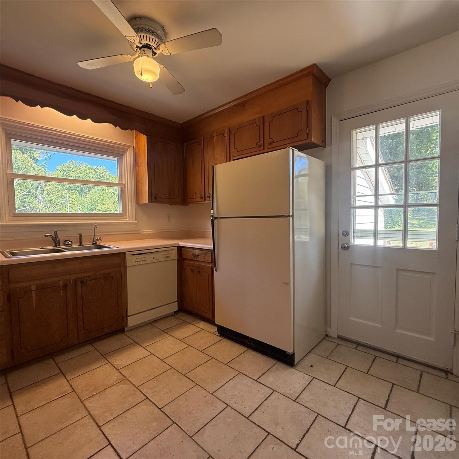 1627 Paddock Circle Property Photo 13