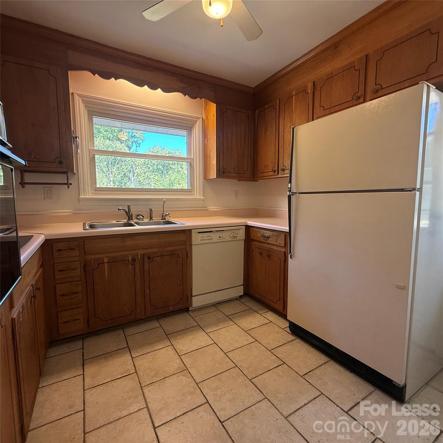 1627 Paddock Circle Property Photo 14