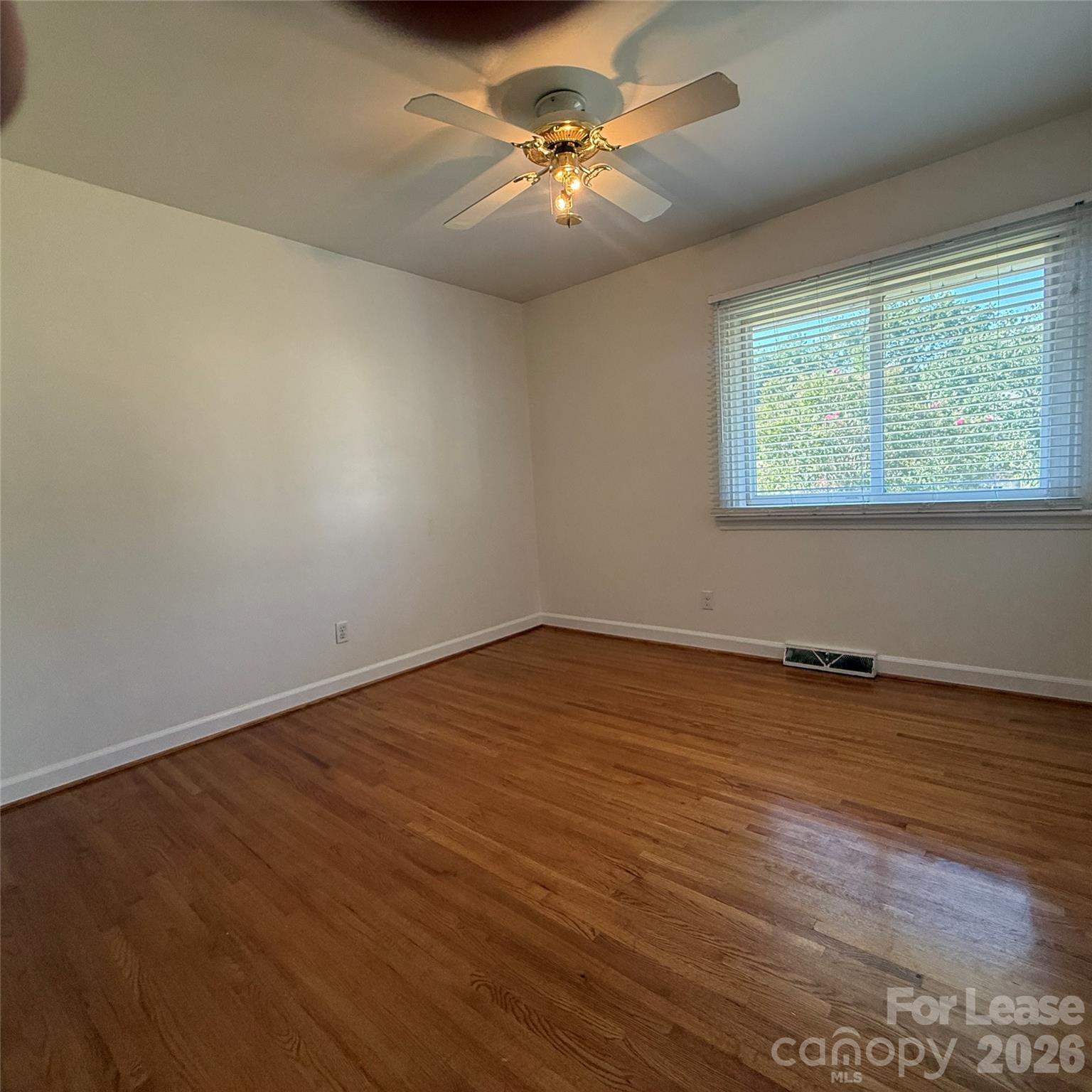 1627 Paddock Circle Property Photo 23