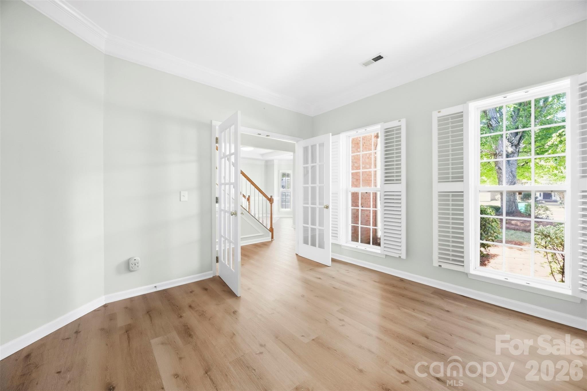 8709 Ellington Park Drive Property Photo 7