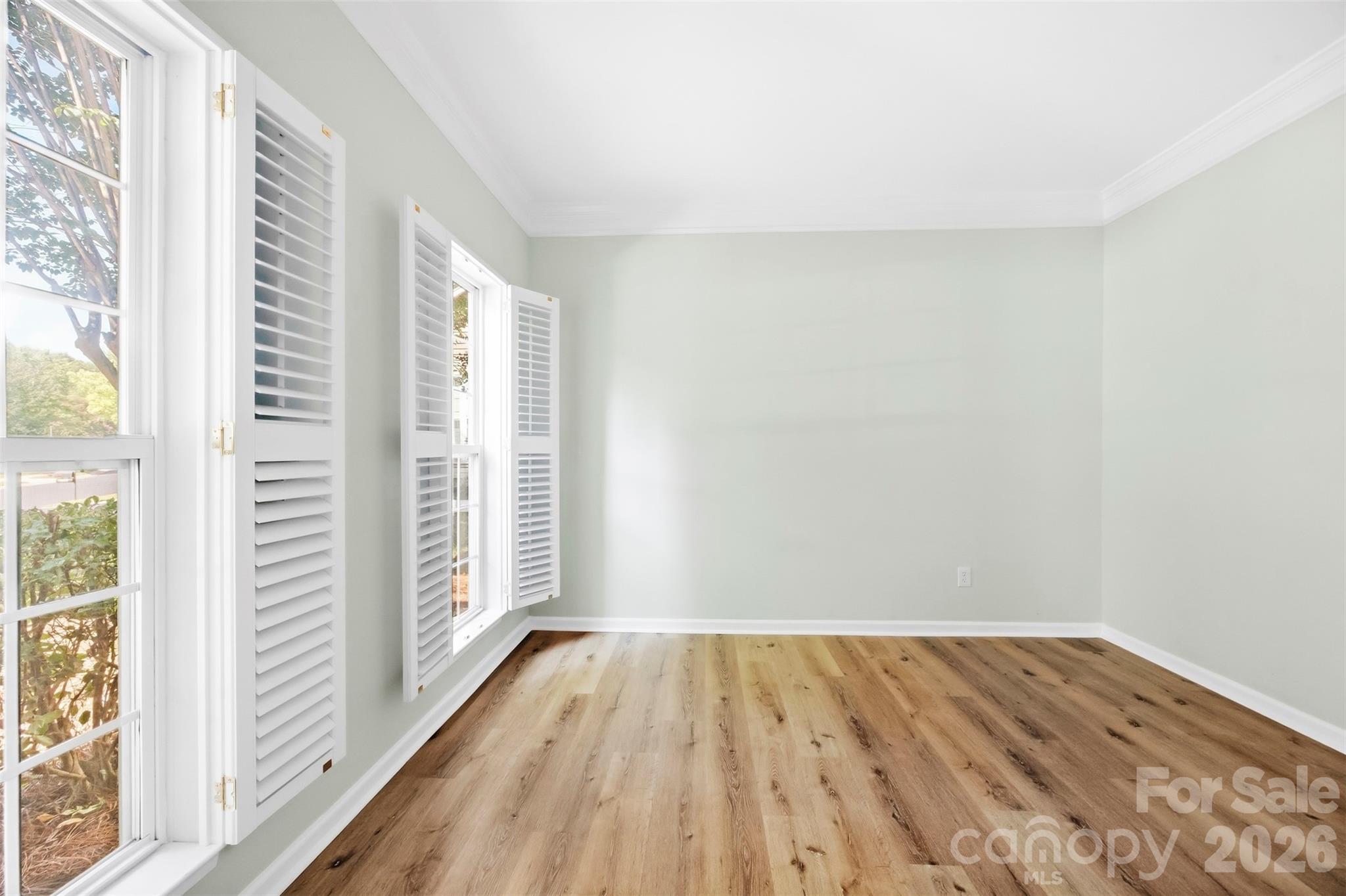 8709 Ellington Park Drive Property Photo 12