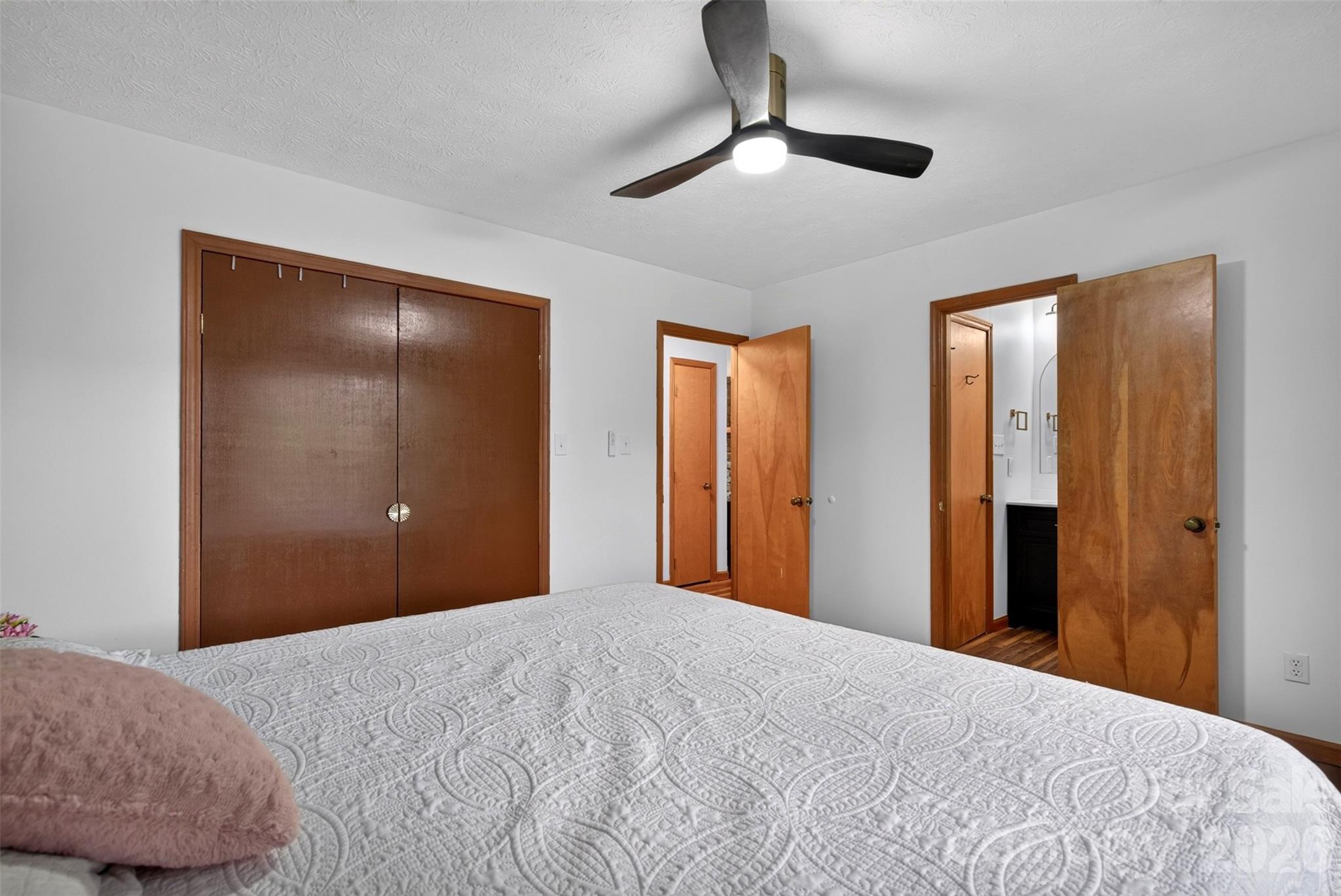 39 Spooks Branch Extension Property Photo 18