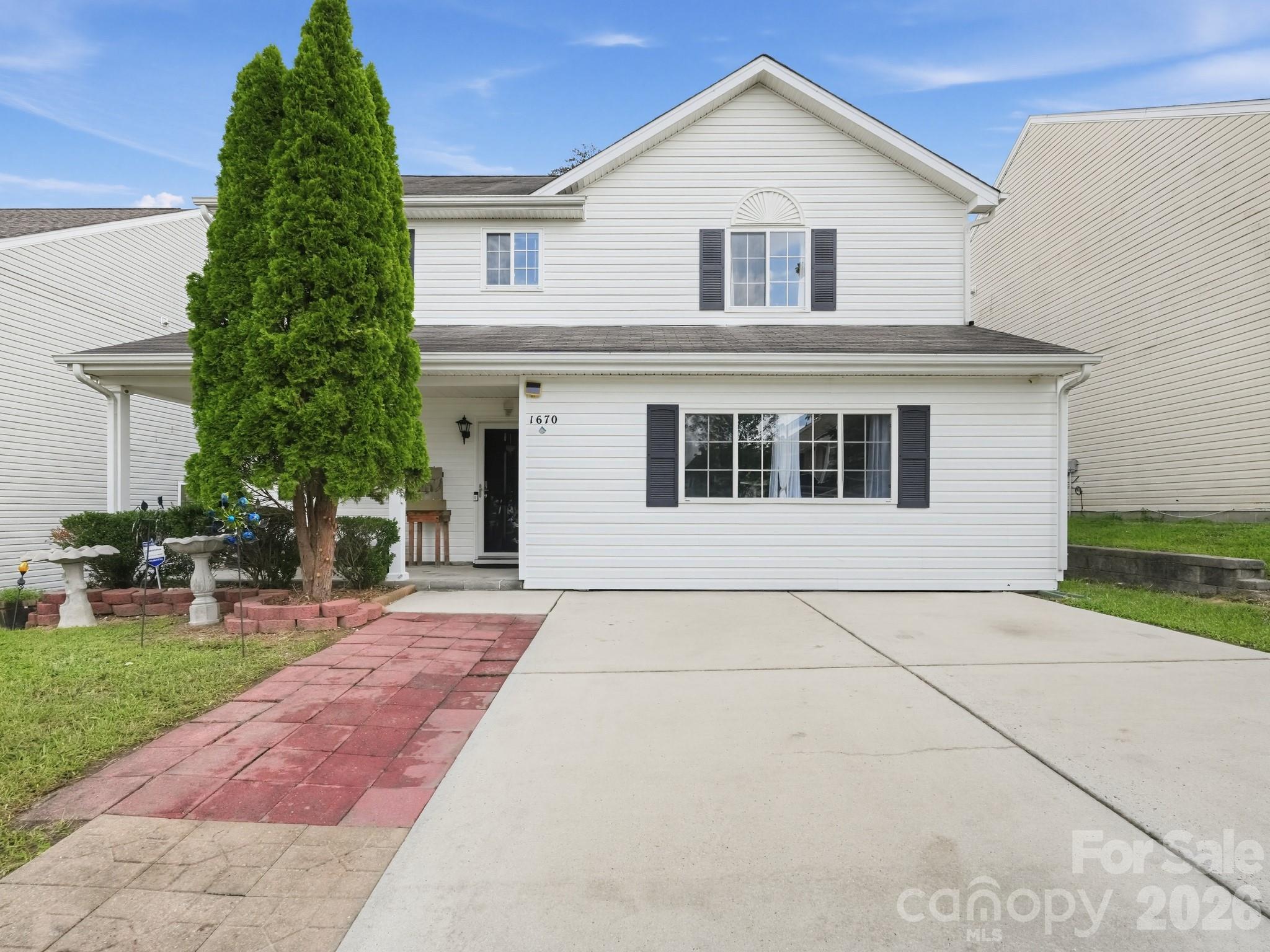 1670 Coryton Way Property Photo 1