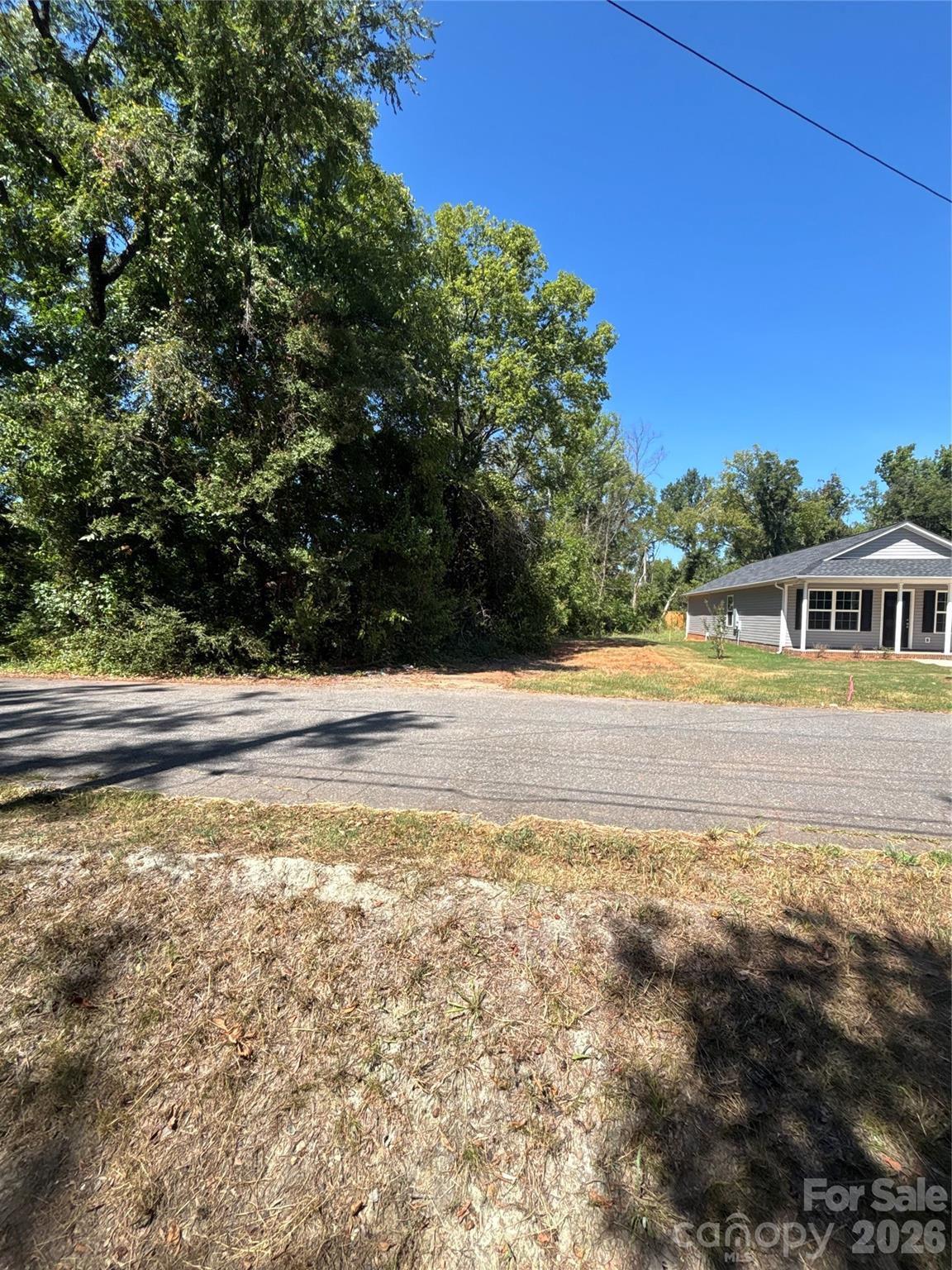 1136 Haynes Street Property Photo 1