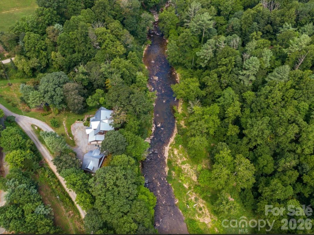 597 & 568 Auborn Trivette Road Property Photo 3