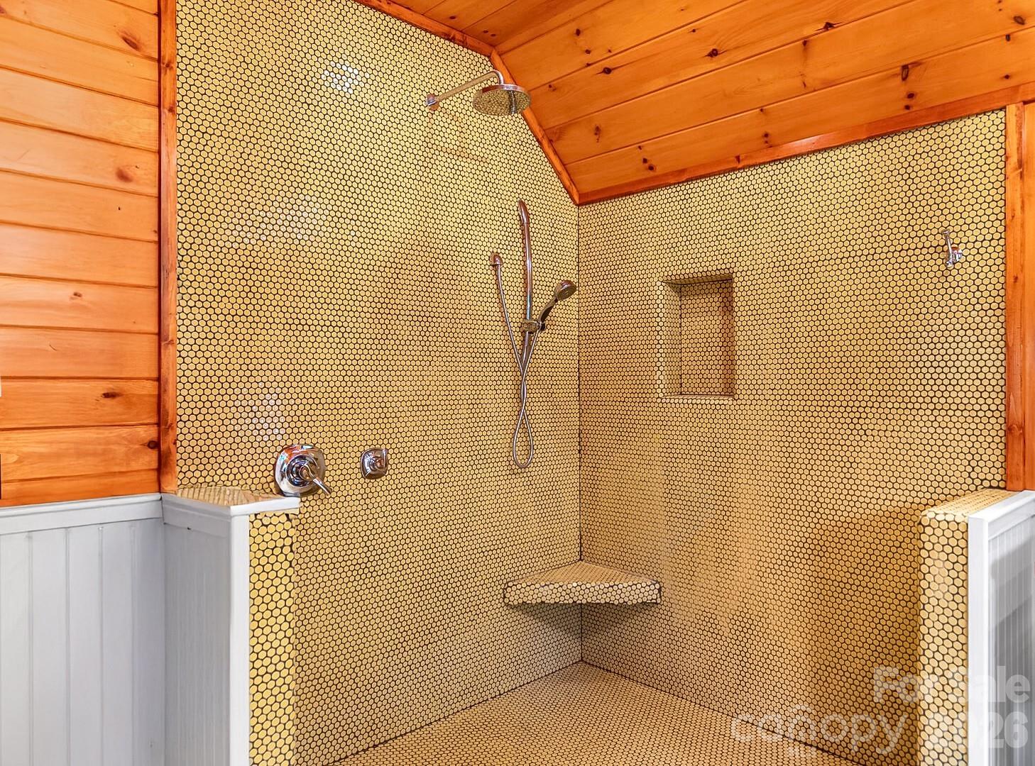 597 & 568 Auborn Trivette Road Property Photo 21